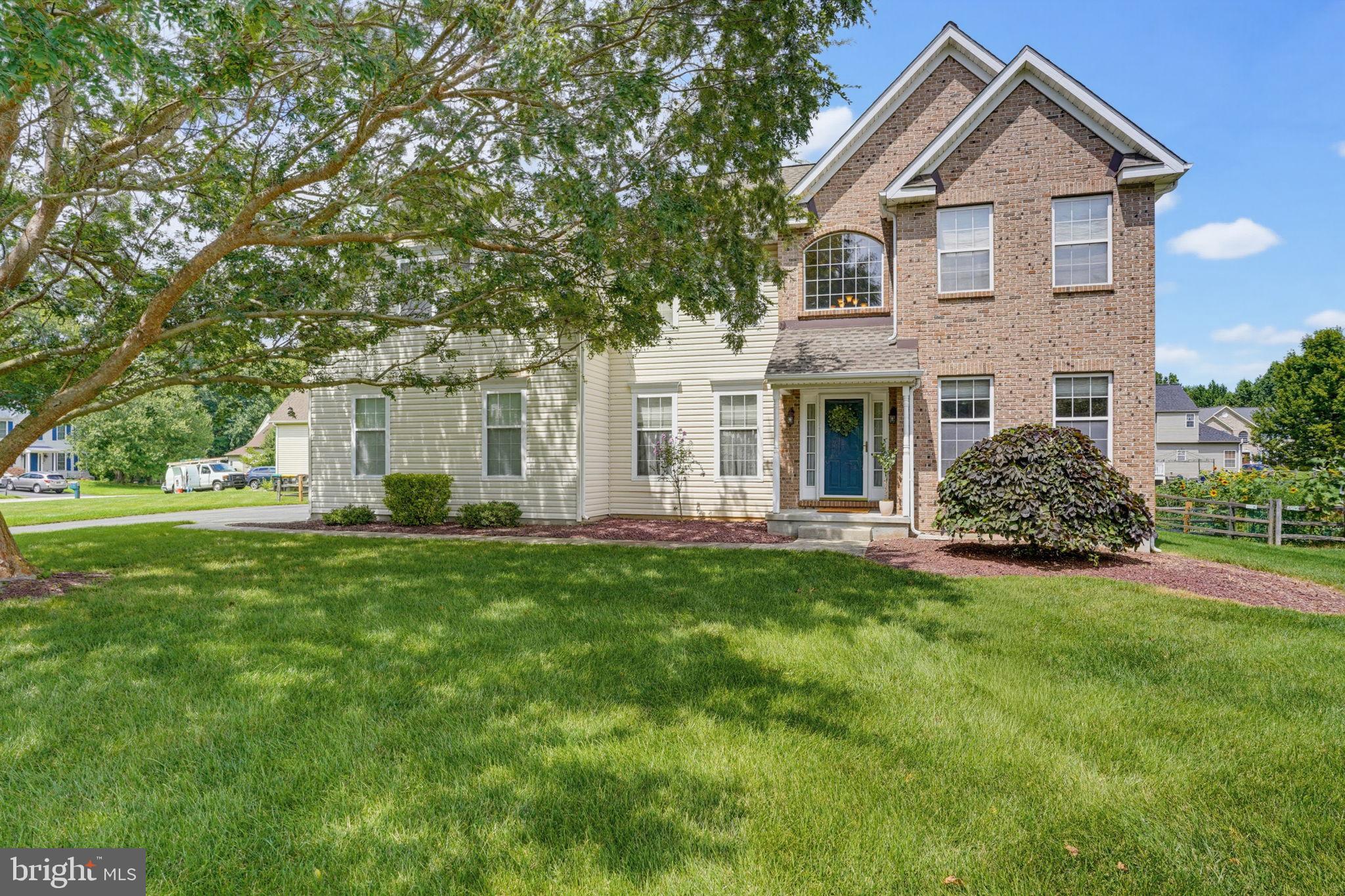 10 WHIRLAWAY DRIVE