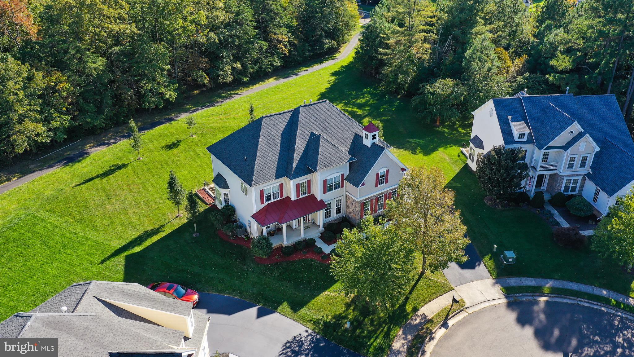 VINT HILL - Residential