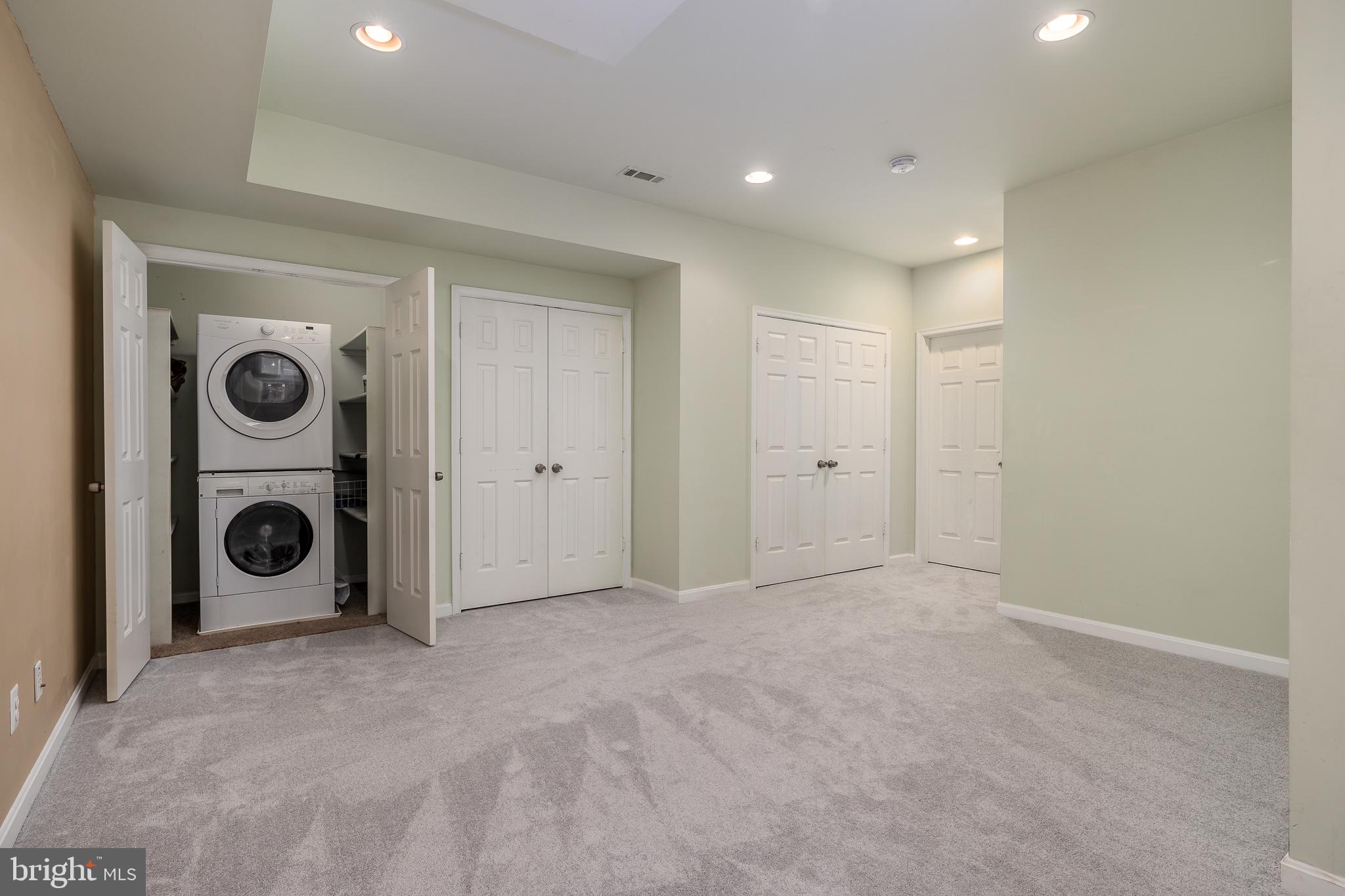 VINT HILL - Residential