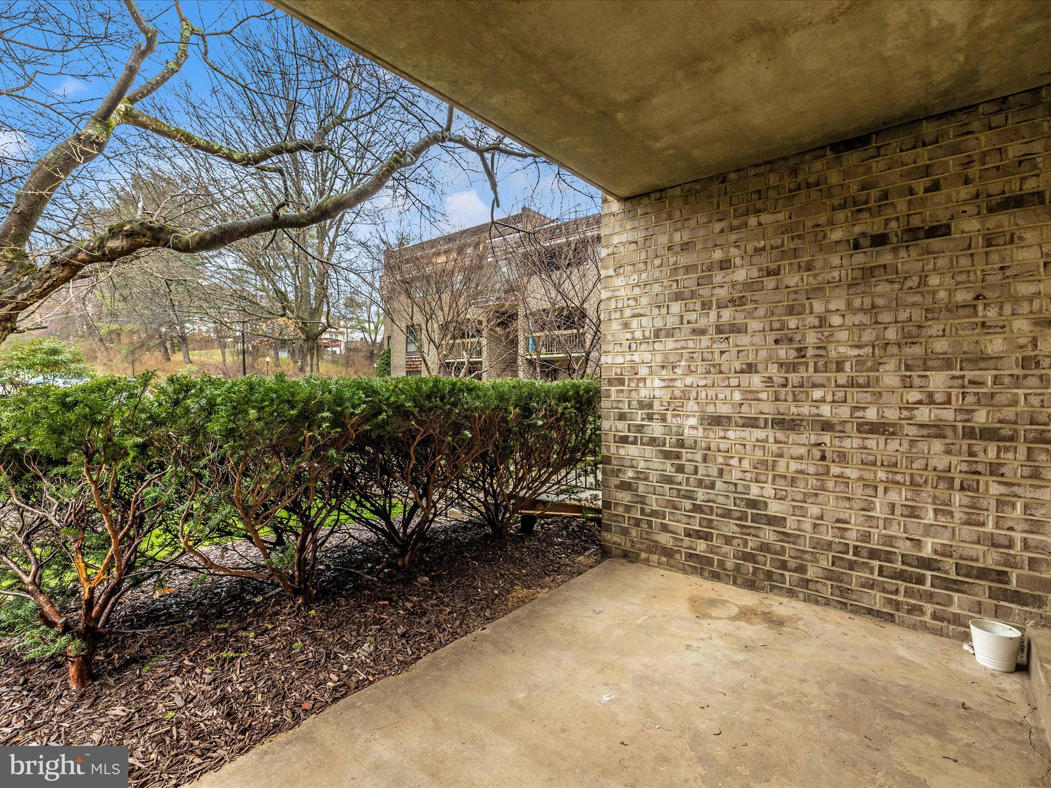 HYDE PARK - Residential