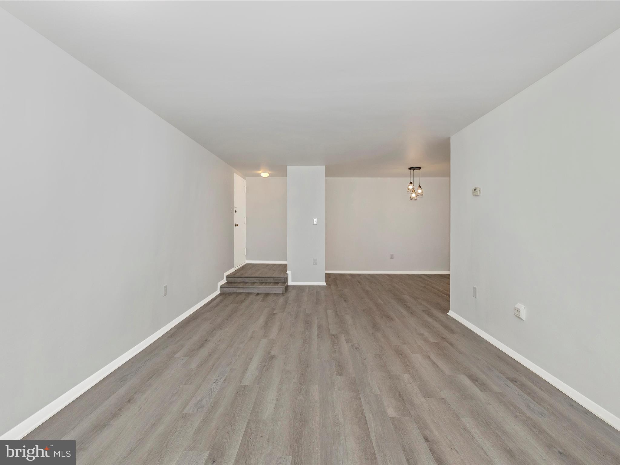 HYDE PARK - Residential