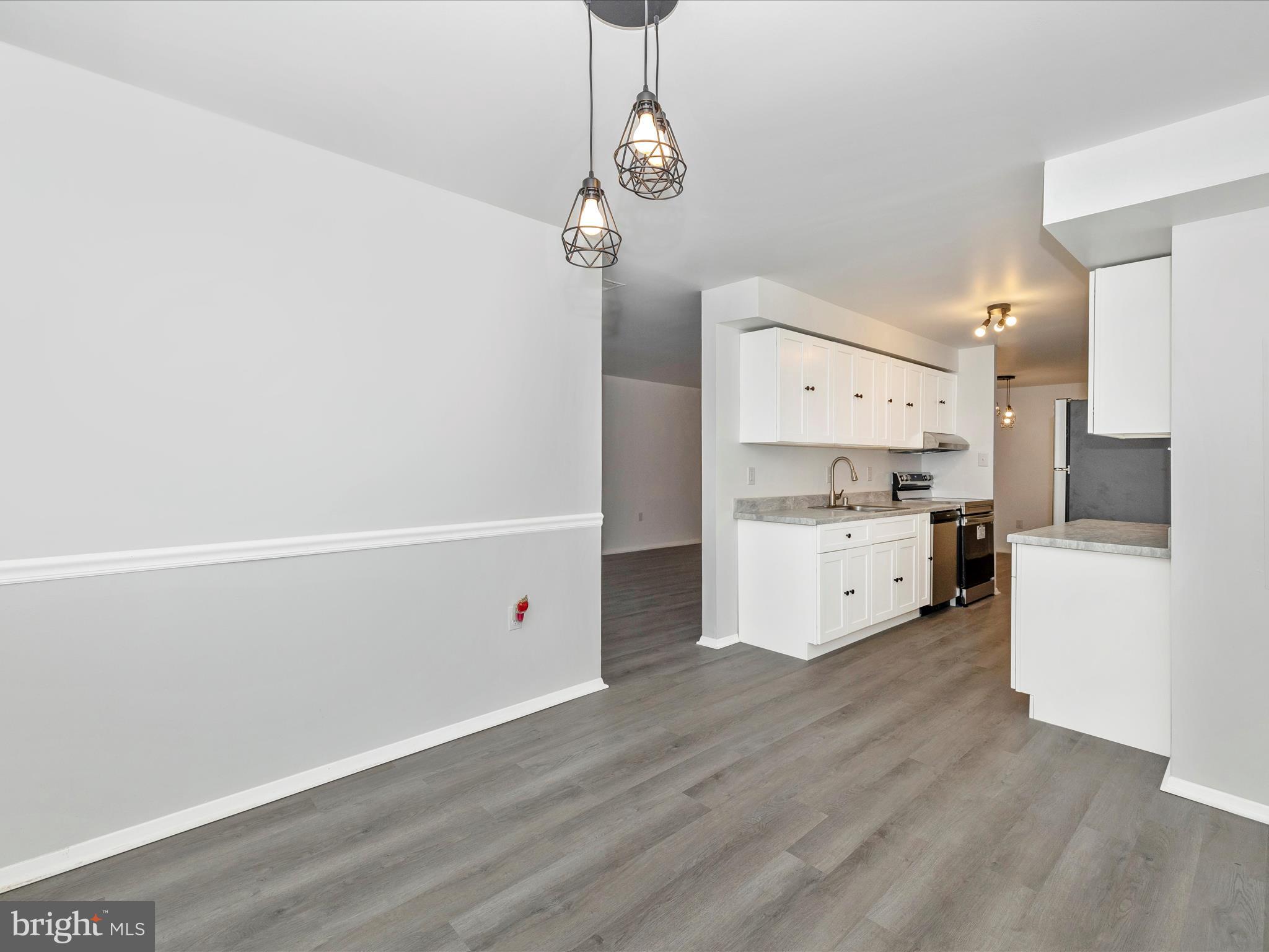 HYDE PARK - Residential