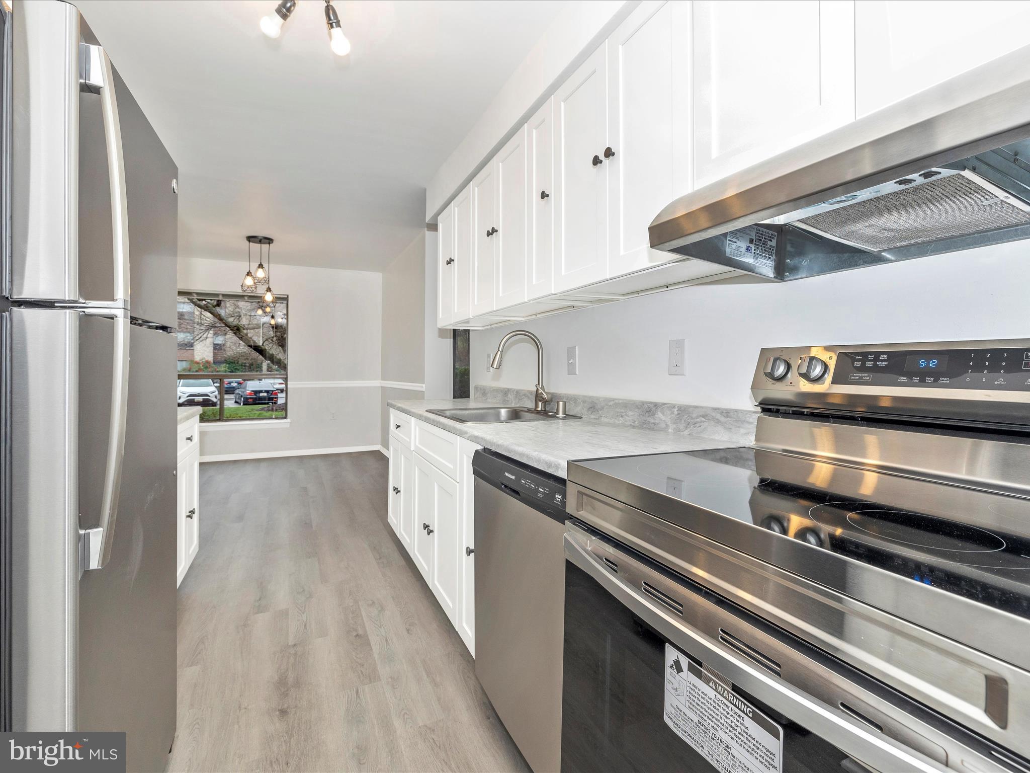 HYDE PARK - Residential