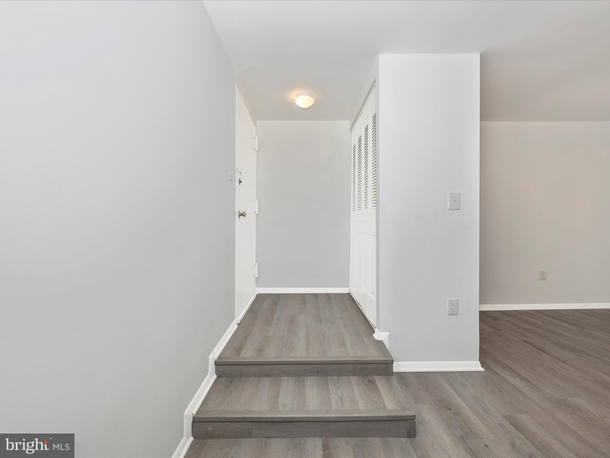 HYDE PARK - Residential