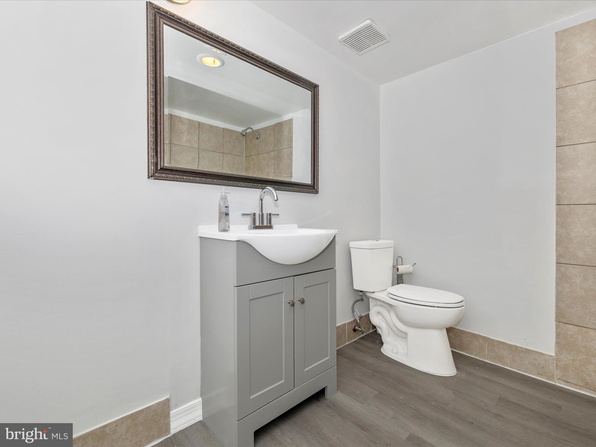 HYDE PARK - Residential