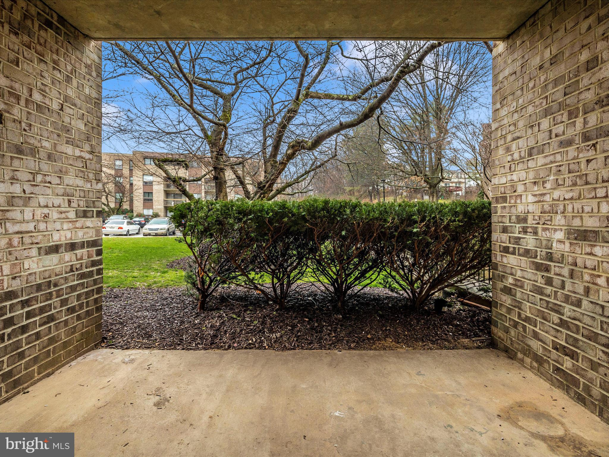 HYDE PARK - Residential