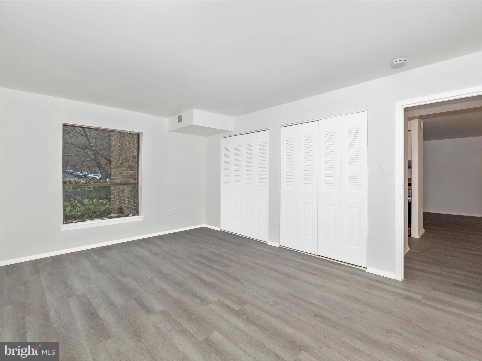 HYDE PARK - Residential