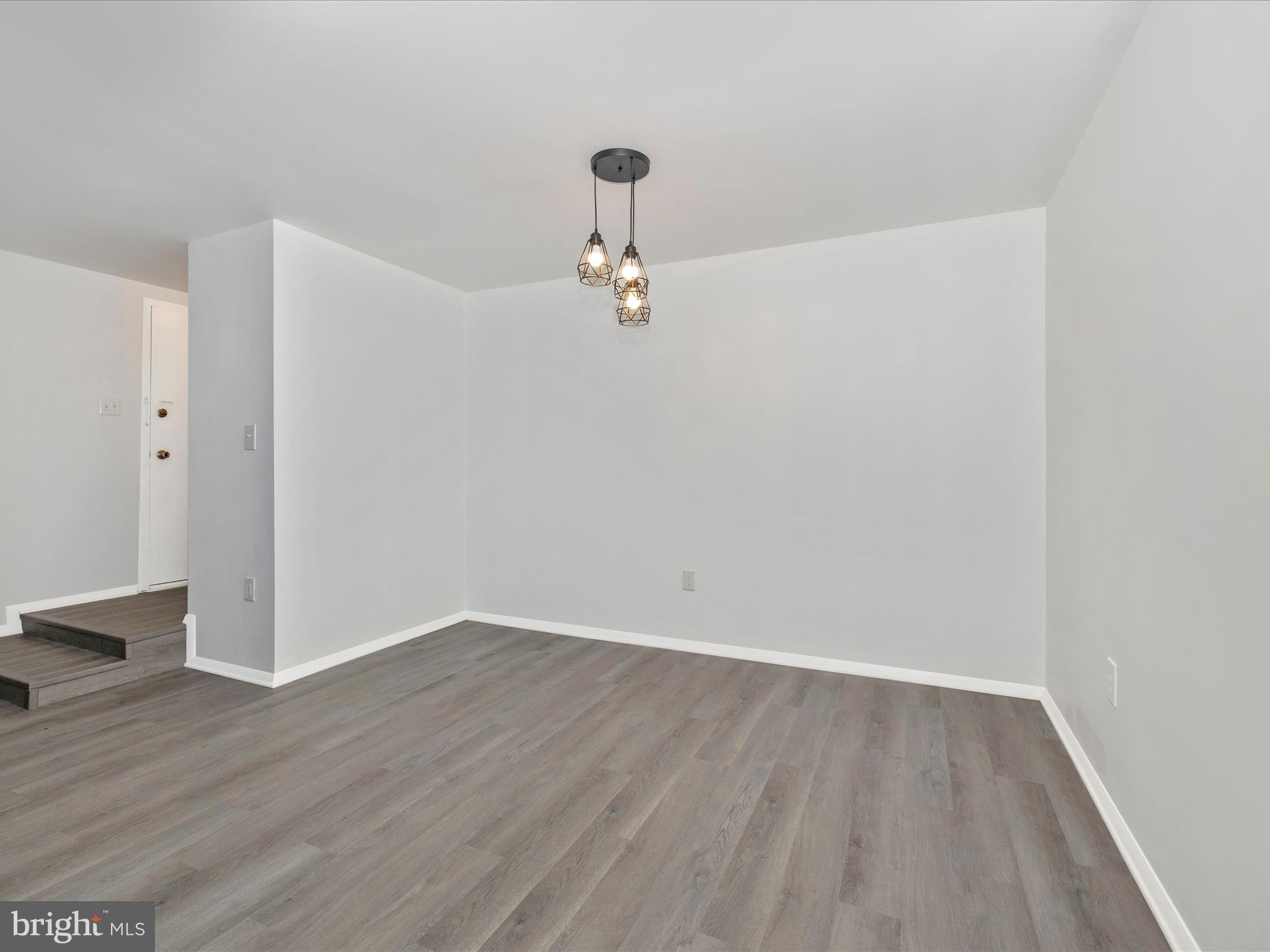 HYDE PARK - Residential