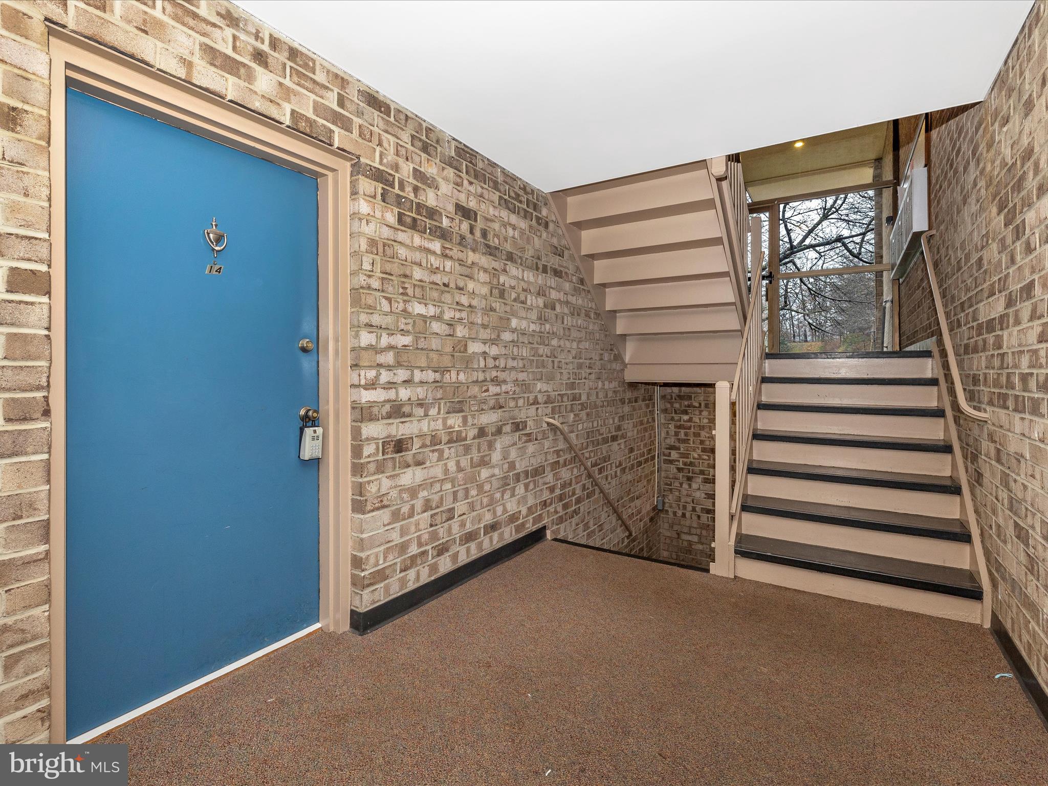 HYDE PARK - Residential