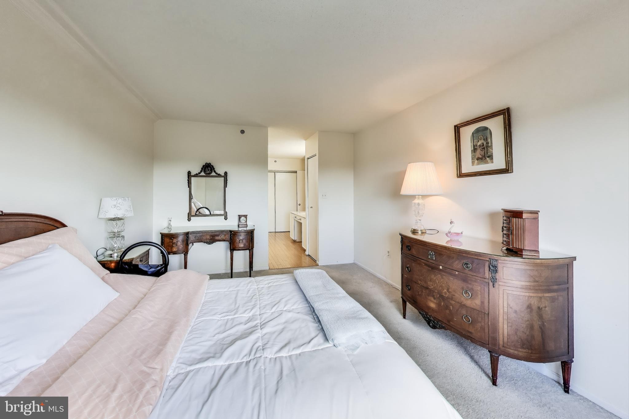 FAIRWAYS SOUTH - Residential