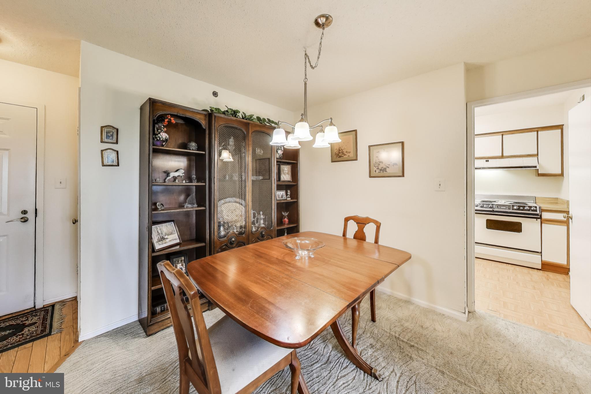 FAIRWAYS SOUTH - Residential