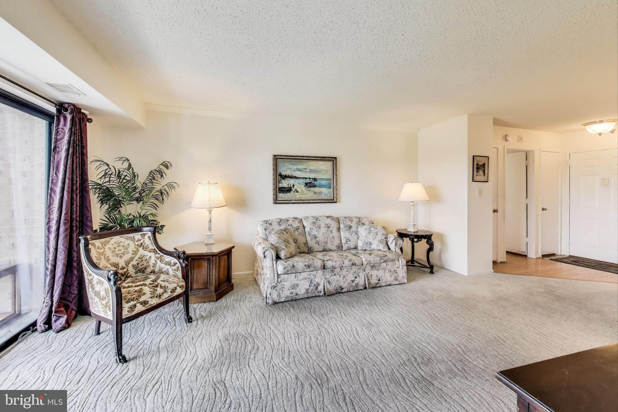 FAIRWAYS SOUTH - Residential