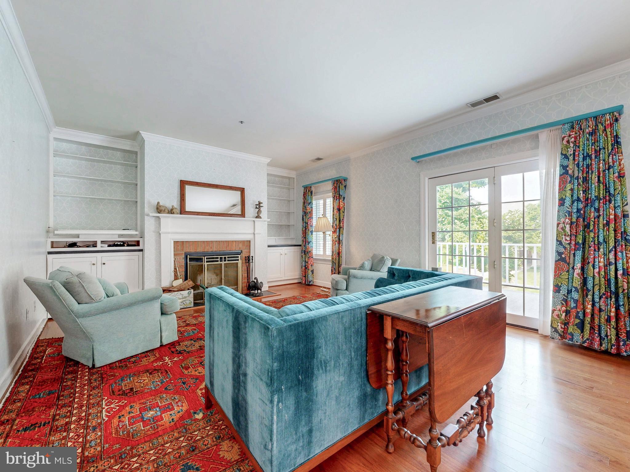 302 BRIGHTWOOD CLUB DRIVE 302