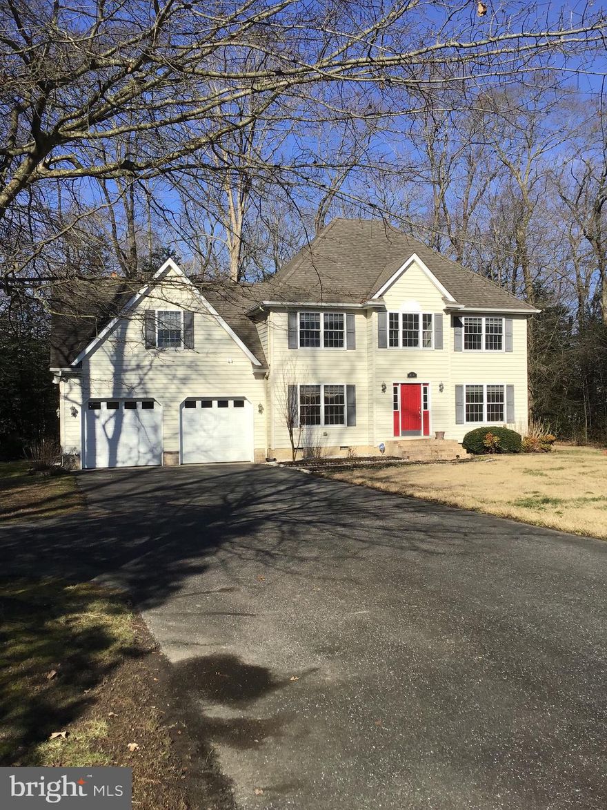 What a great private setting in Wolfe Creek.  This well maintained home features 3 bedrooms plus a bonus room with a closet, hardwood floors on the first floor and hallway on the second floor.  The two story foyer opens up to the dining and living room.  Entertain in the beautiful kitchen with granite, stainless steel appliances and pantry which  is open to the family room with a gas fireplace and book shelves.   Large two car garage plus a shed.