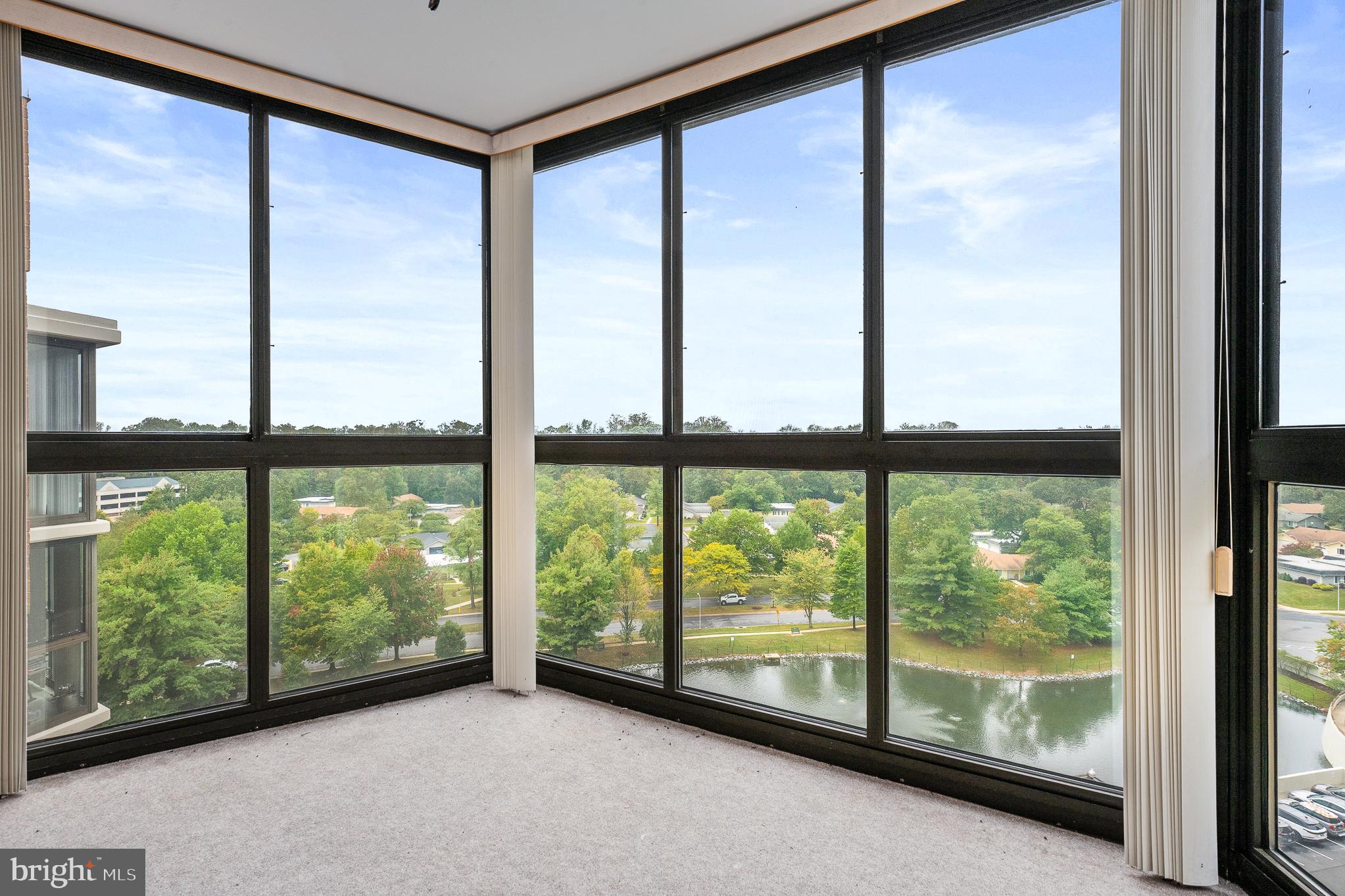 LEISURE WORLD - Residential