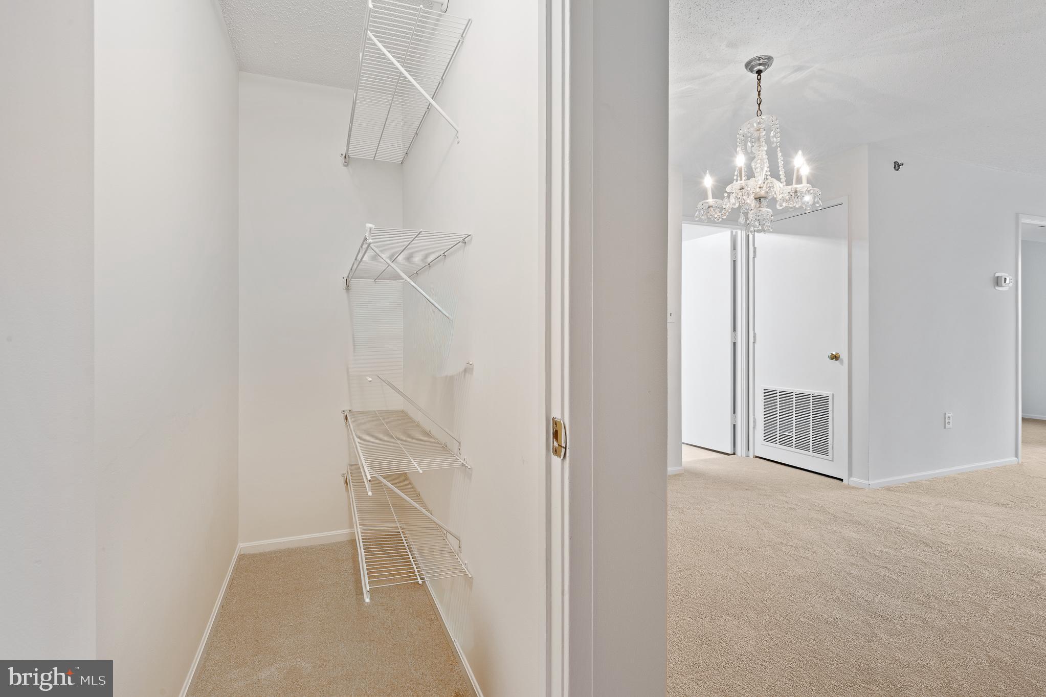 LEISURE WORLD - Residential