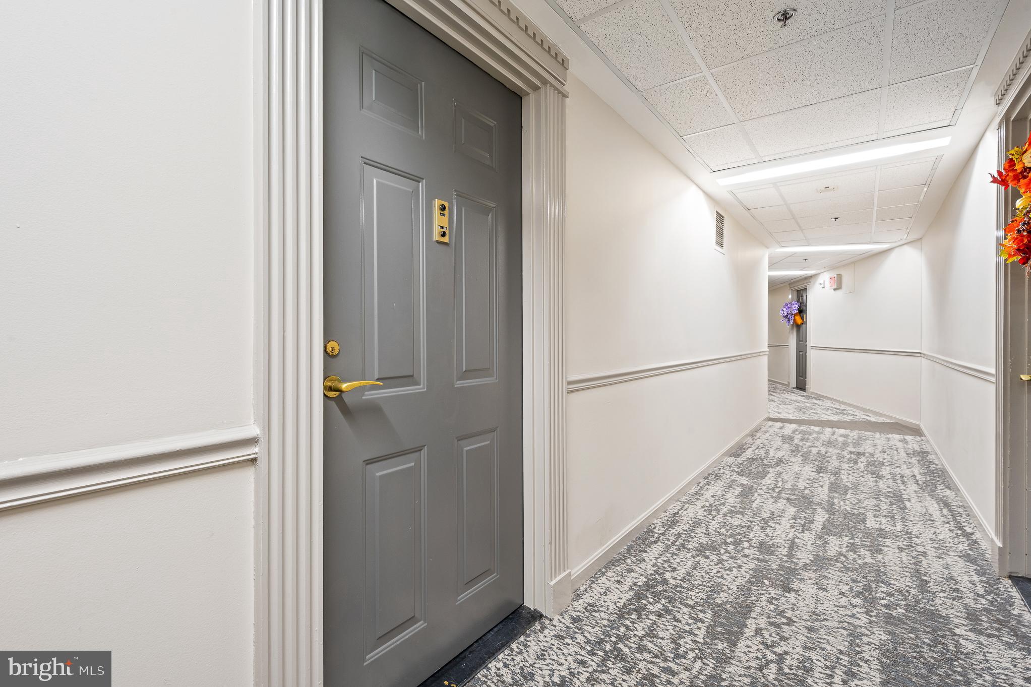 LEISURE WORLD - Residential