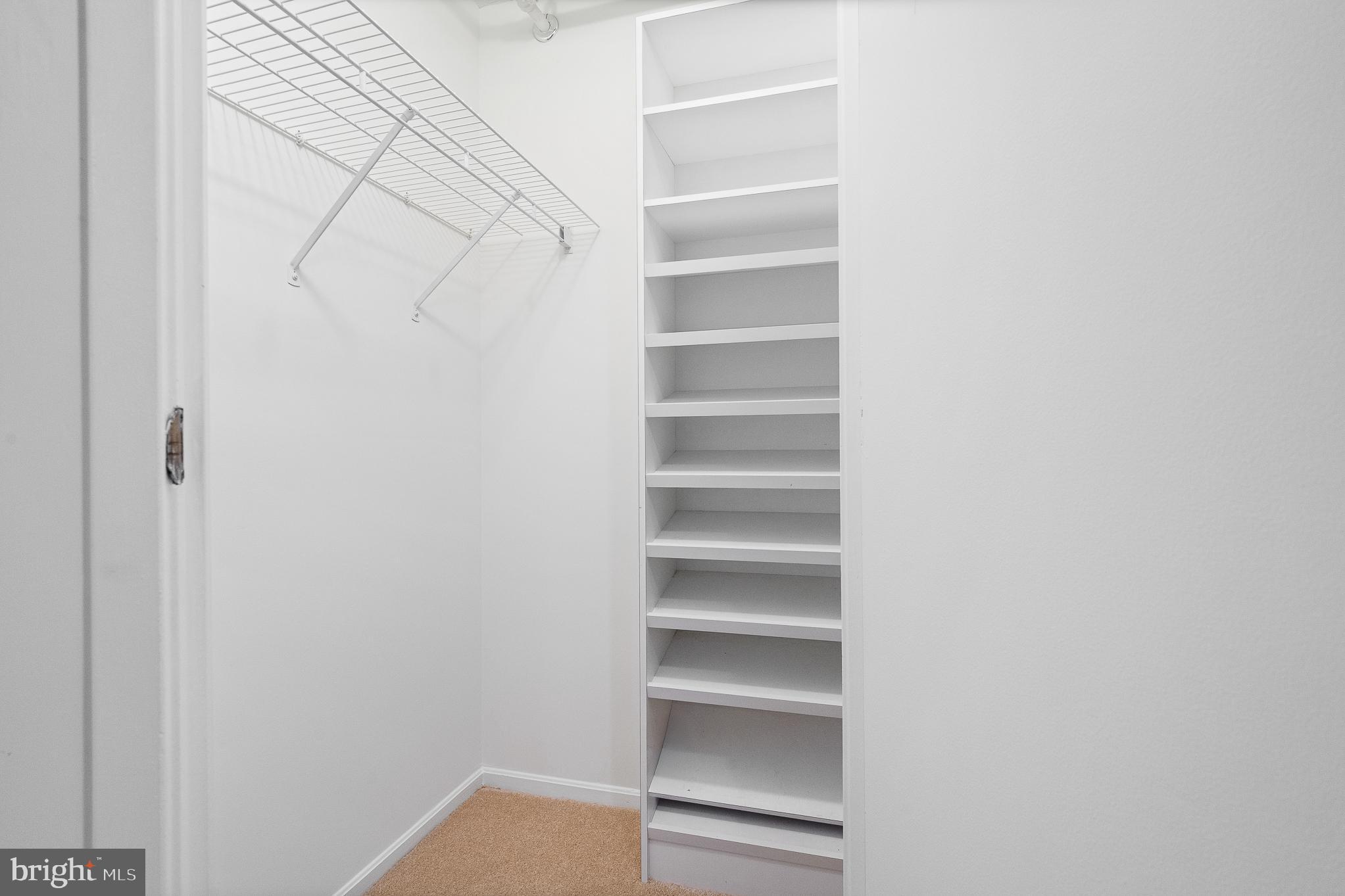 LEISURE WORLD - Residential