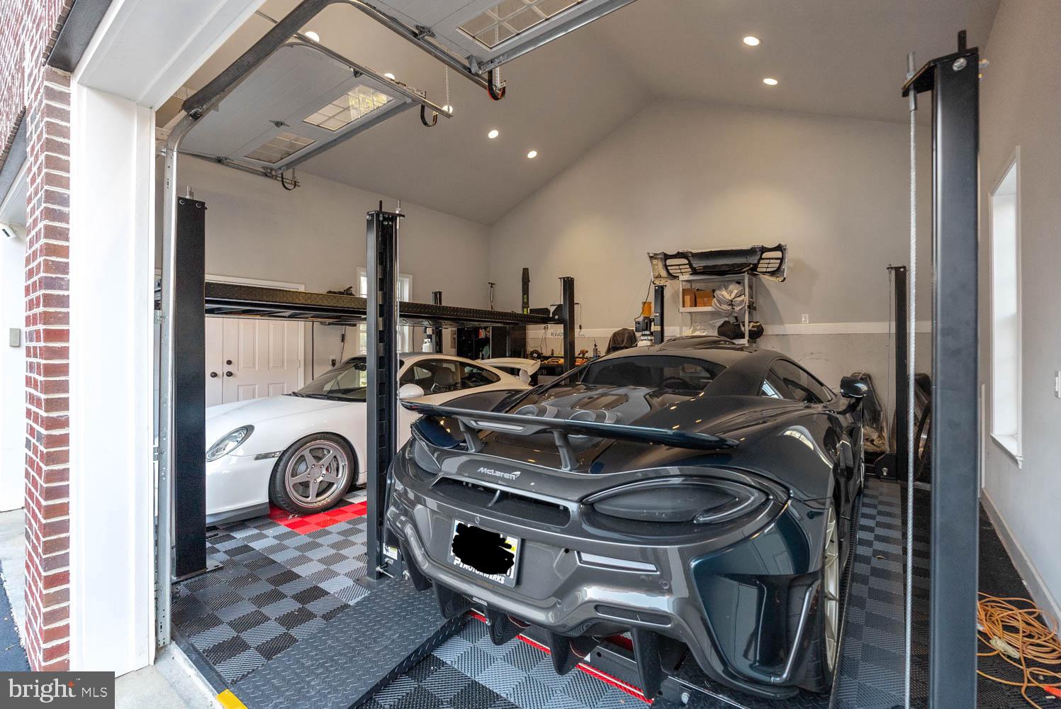 THE RESERVE AT HAMPTON SPRINGS - Residential