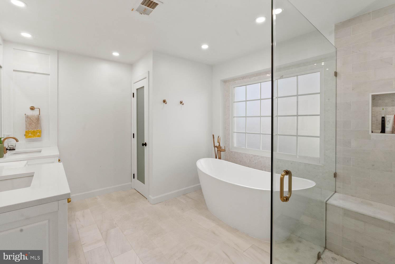 THE RESERVE AT HAMPTON SPRINGS - Residential