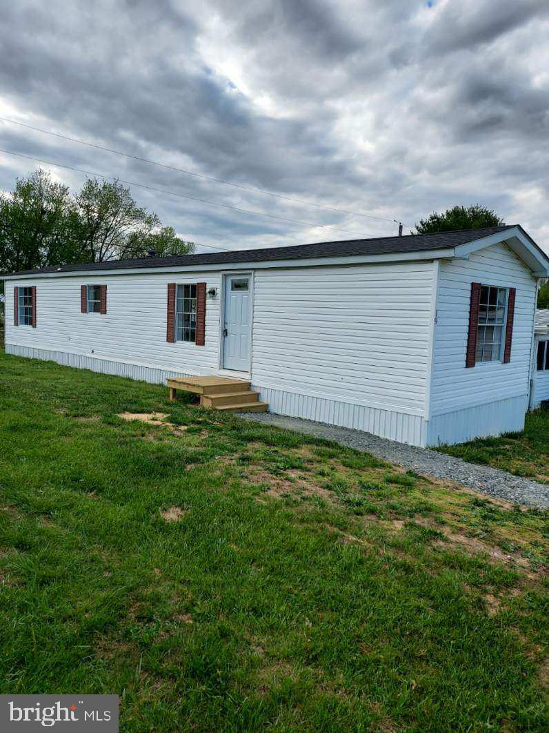 CRYSTAL BEACH MANOR - Residential