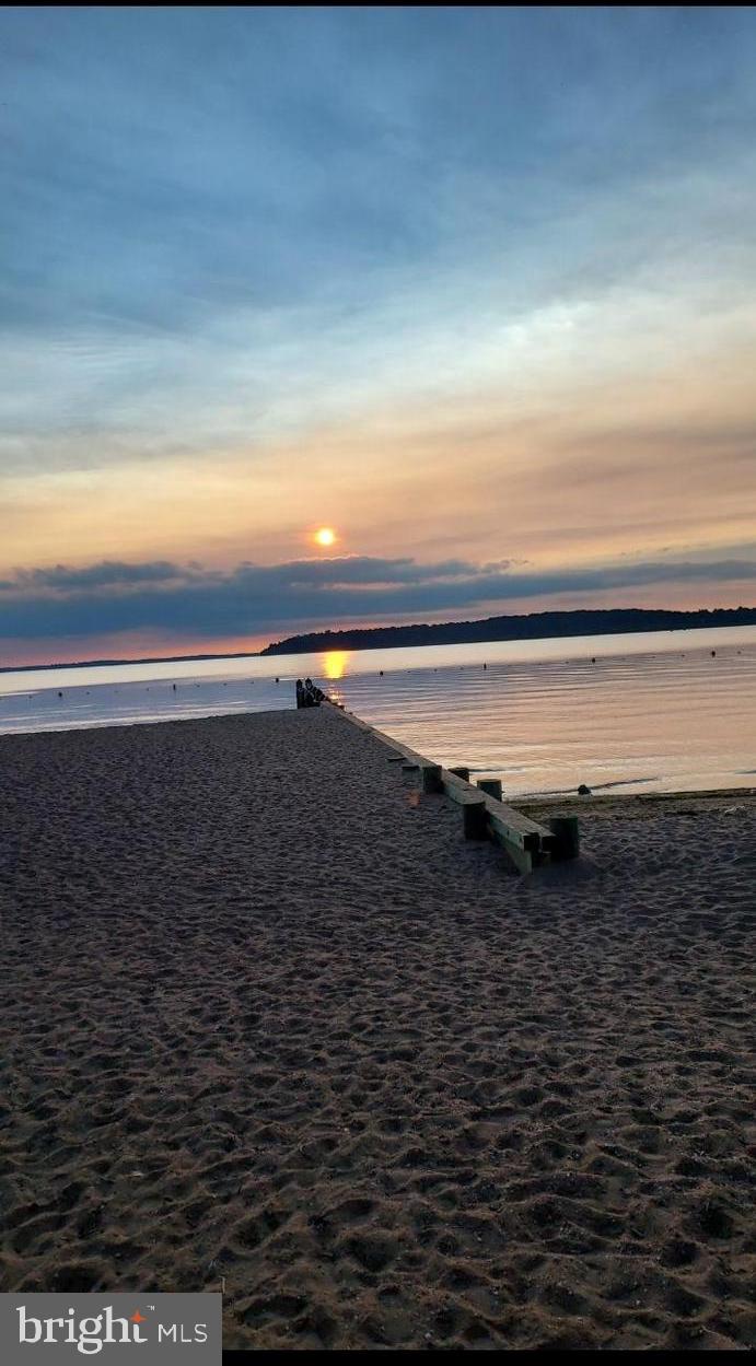 CRYSTAL BEACH MANOR - Residential