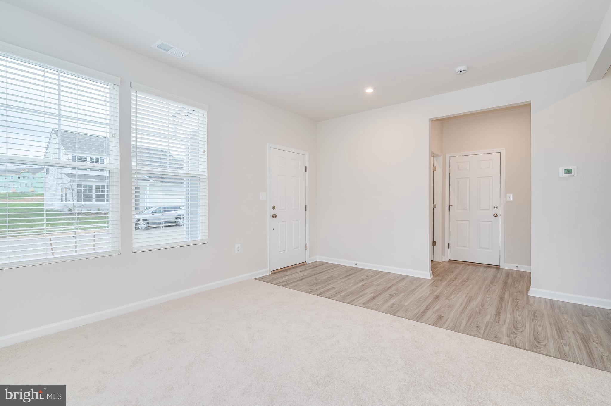 PRESIDENTS POINTE - Residential Lease