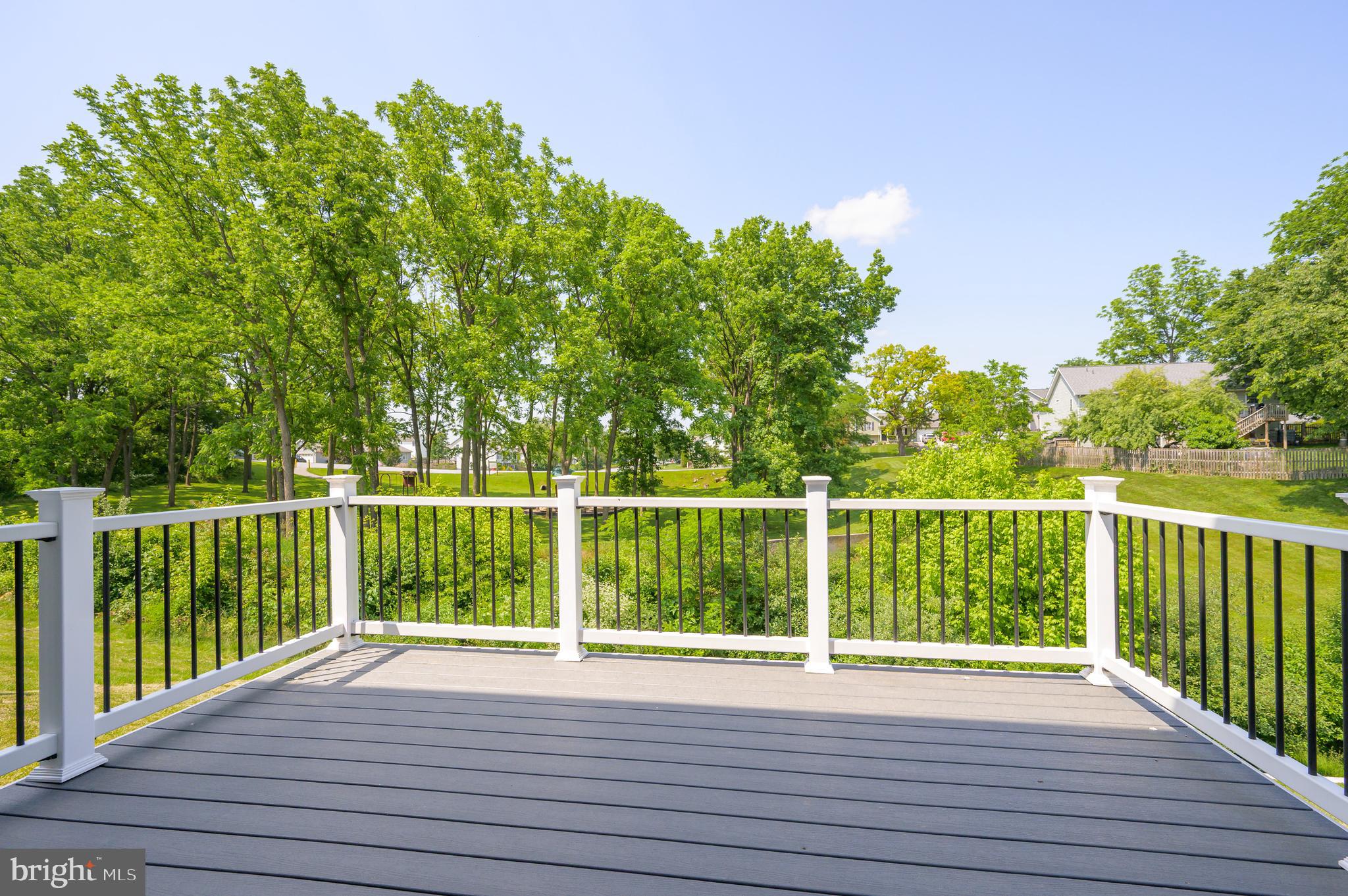 PRESIDENTS POINTE - Residential Lease