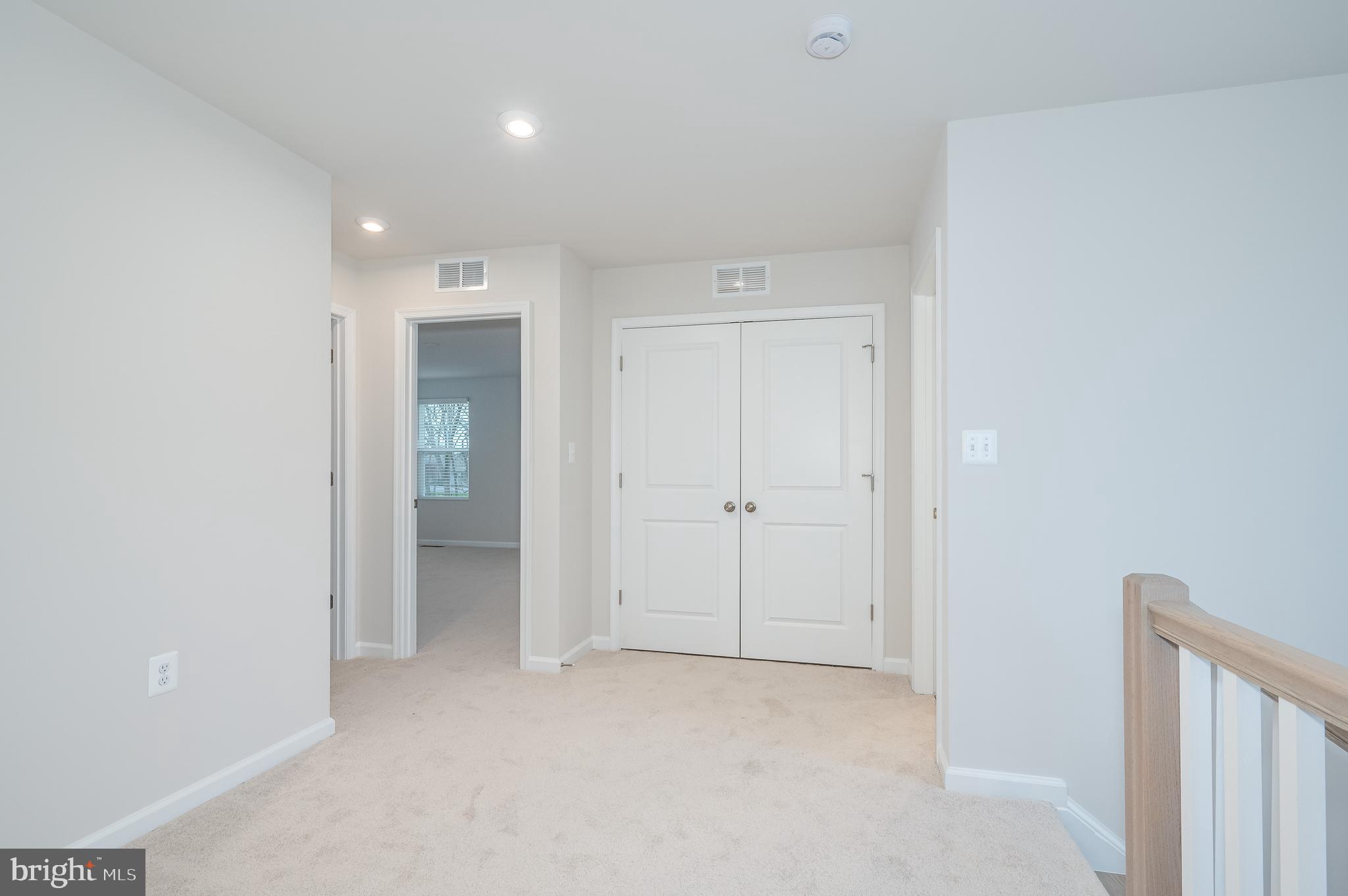 PRESIDENTS POINTE - Residential Lease