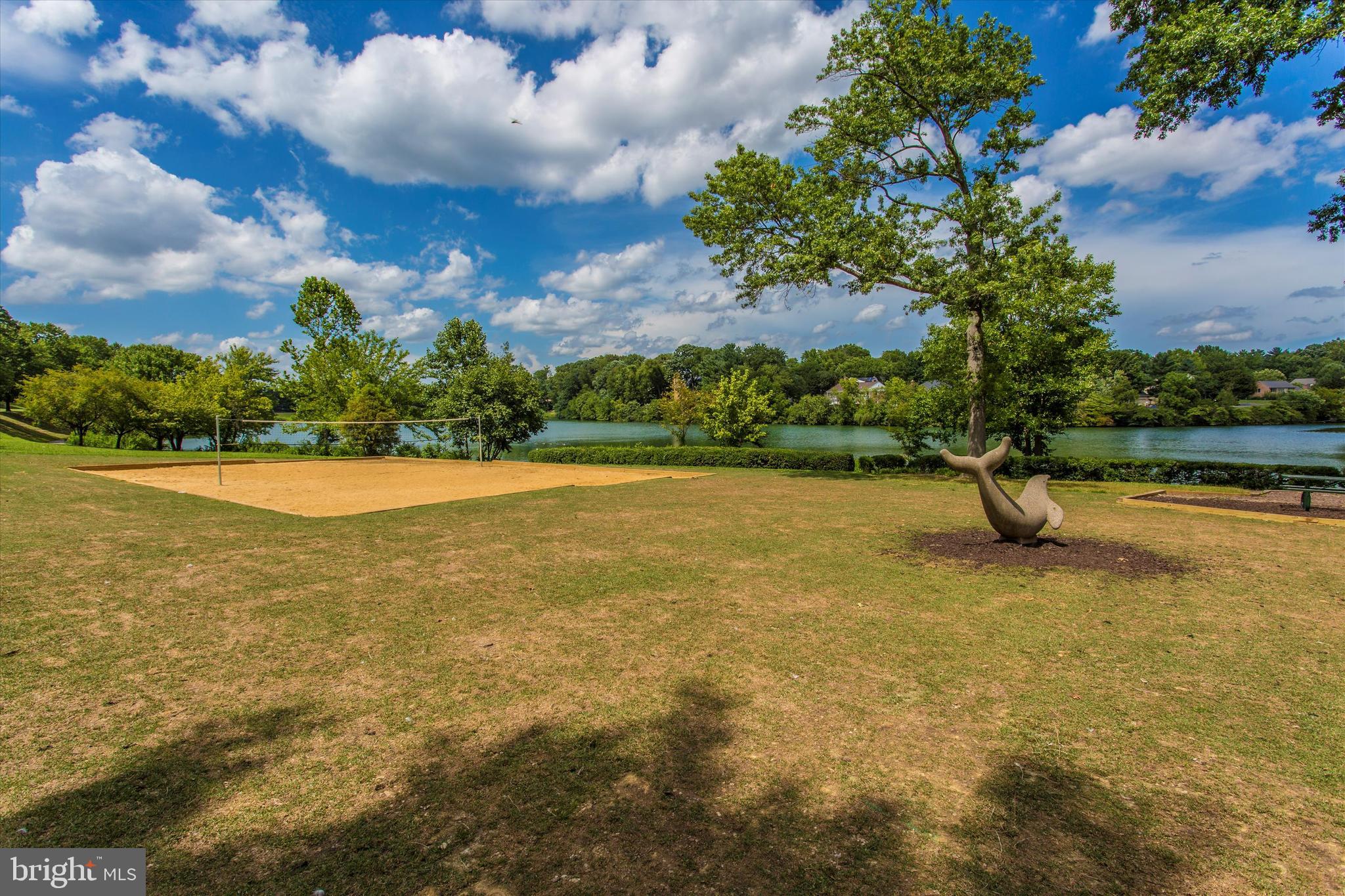 COURTS OF WHETSTONE - Residential