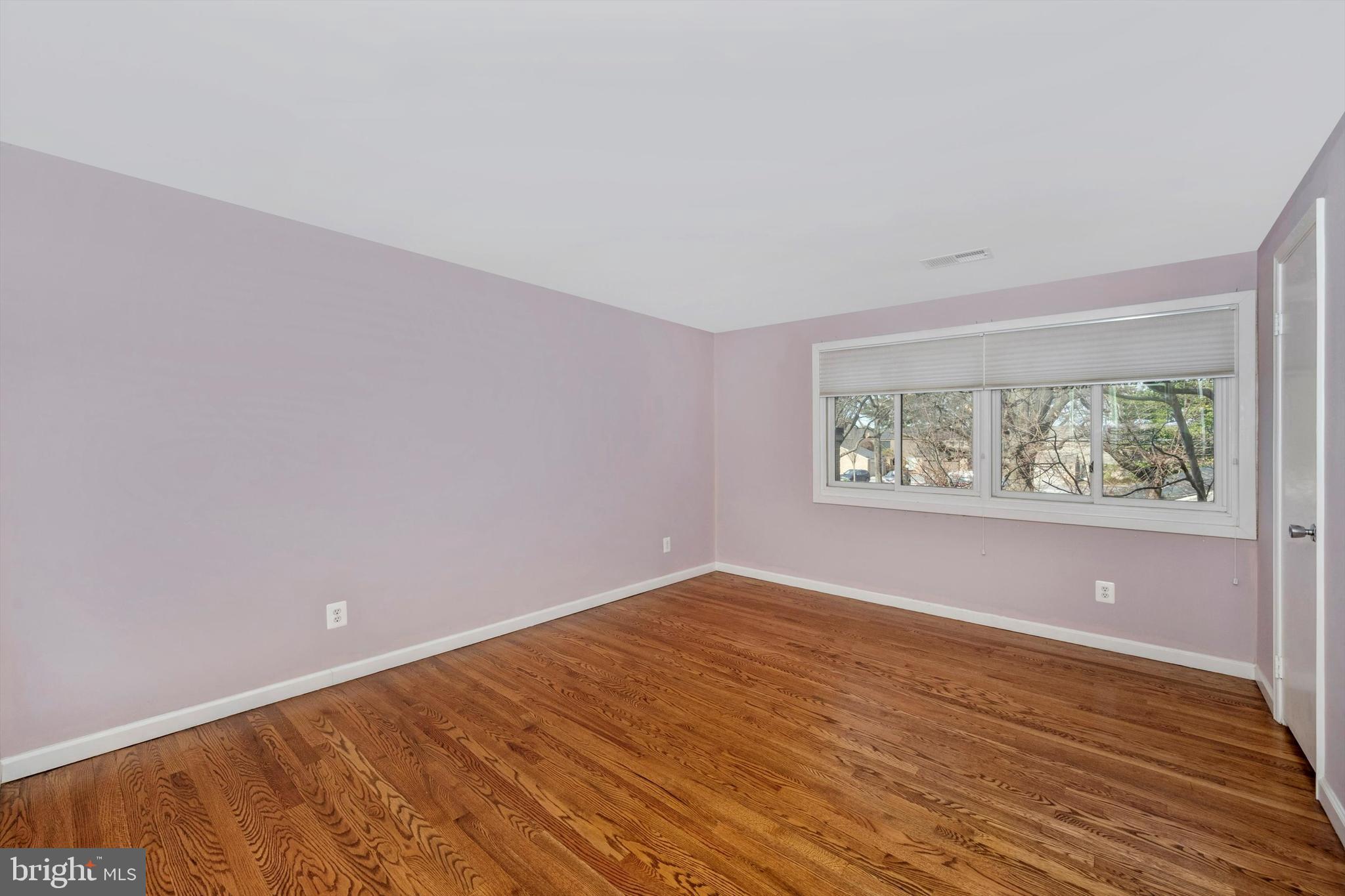 COURTS OF WHETSTONE - Residential