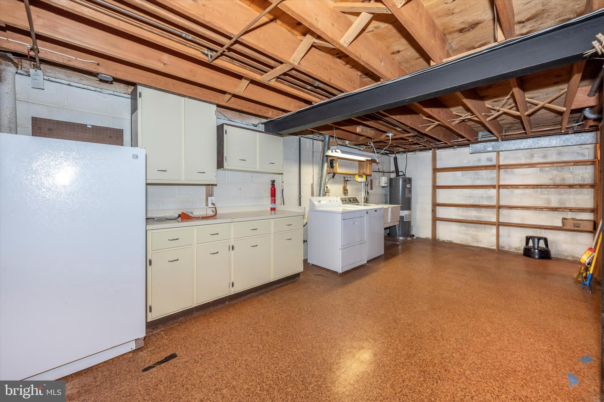 COURTS OF WHETSTONE - Residential