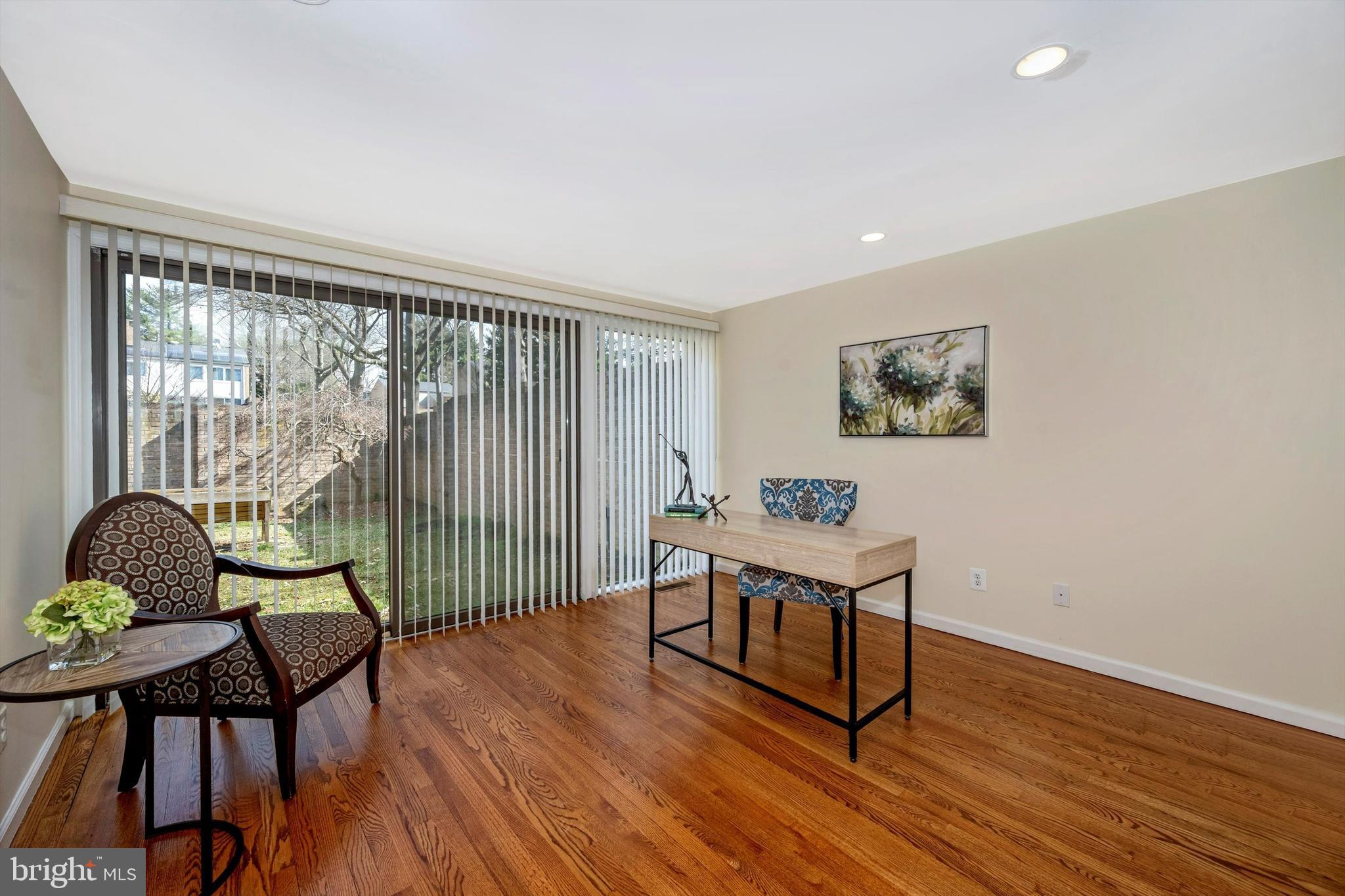 COURTS OF WHETSTONE - Residential