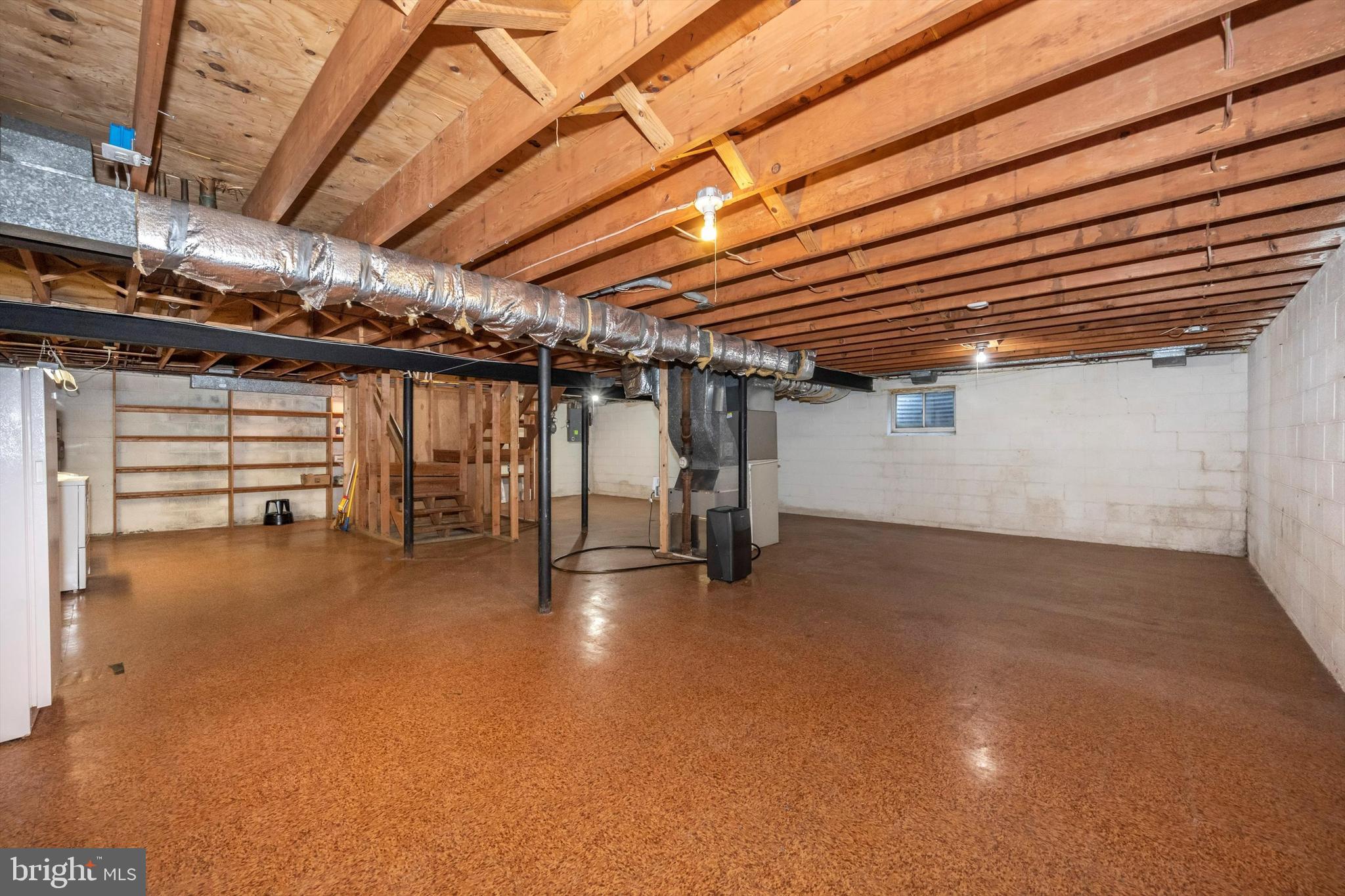 COURTS OF WHETSTONE - Residential