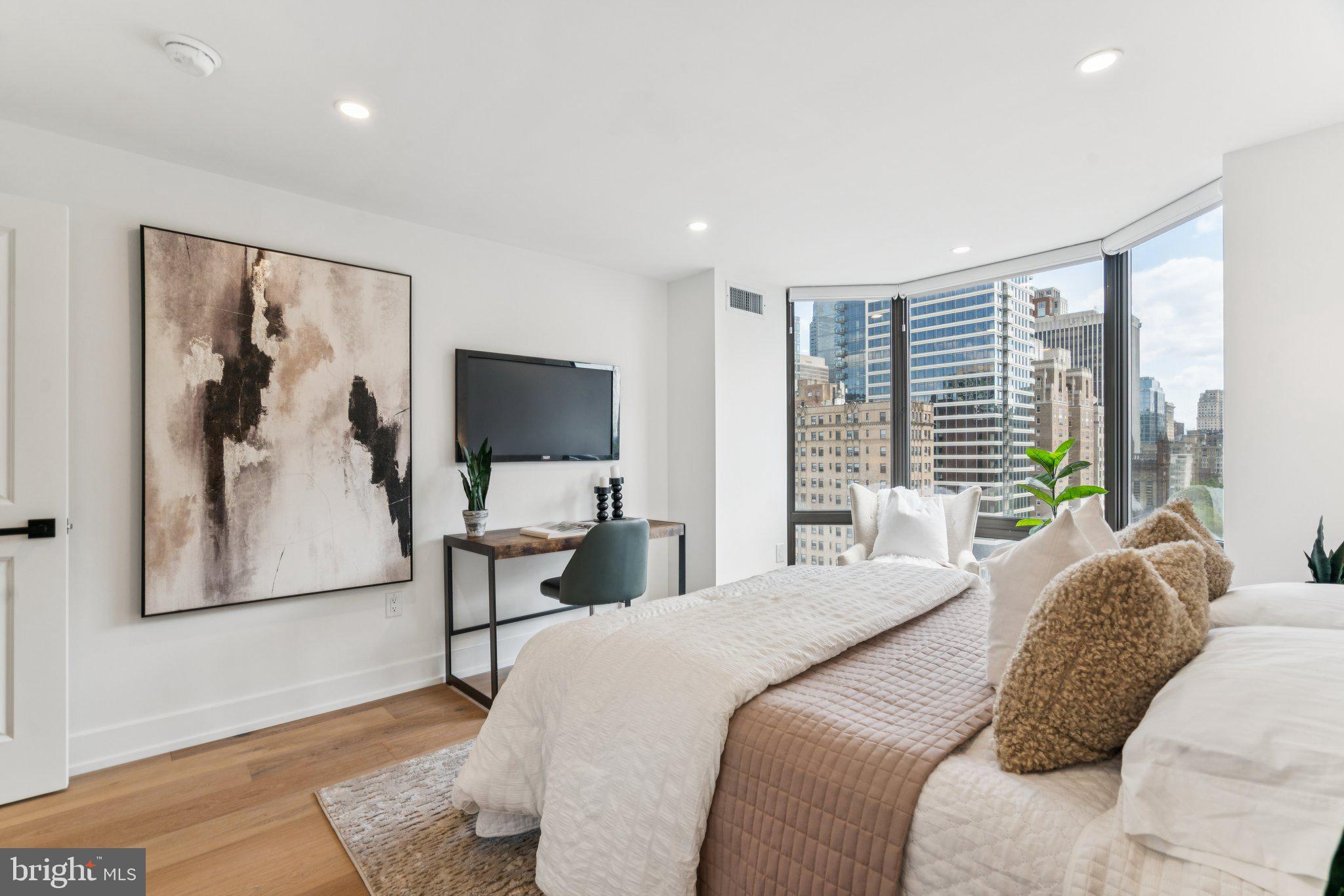 RITTENHOUSE SQUARE - Residential