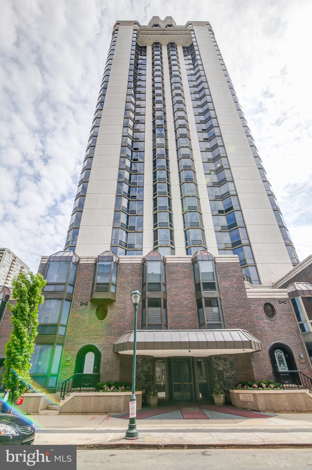 RITTENHOUSE SQUARE - Residential