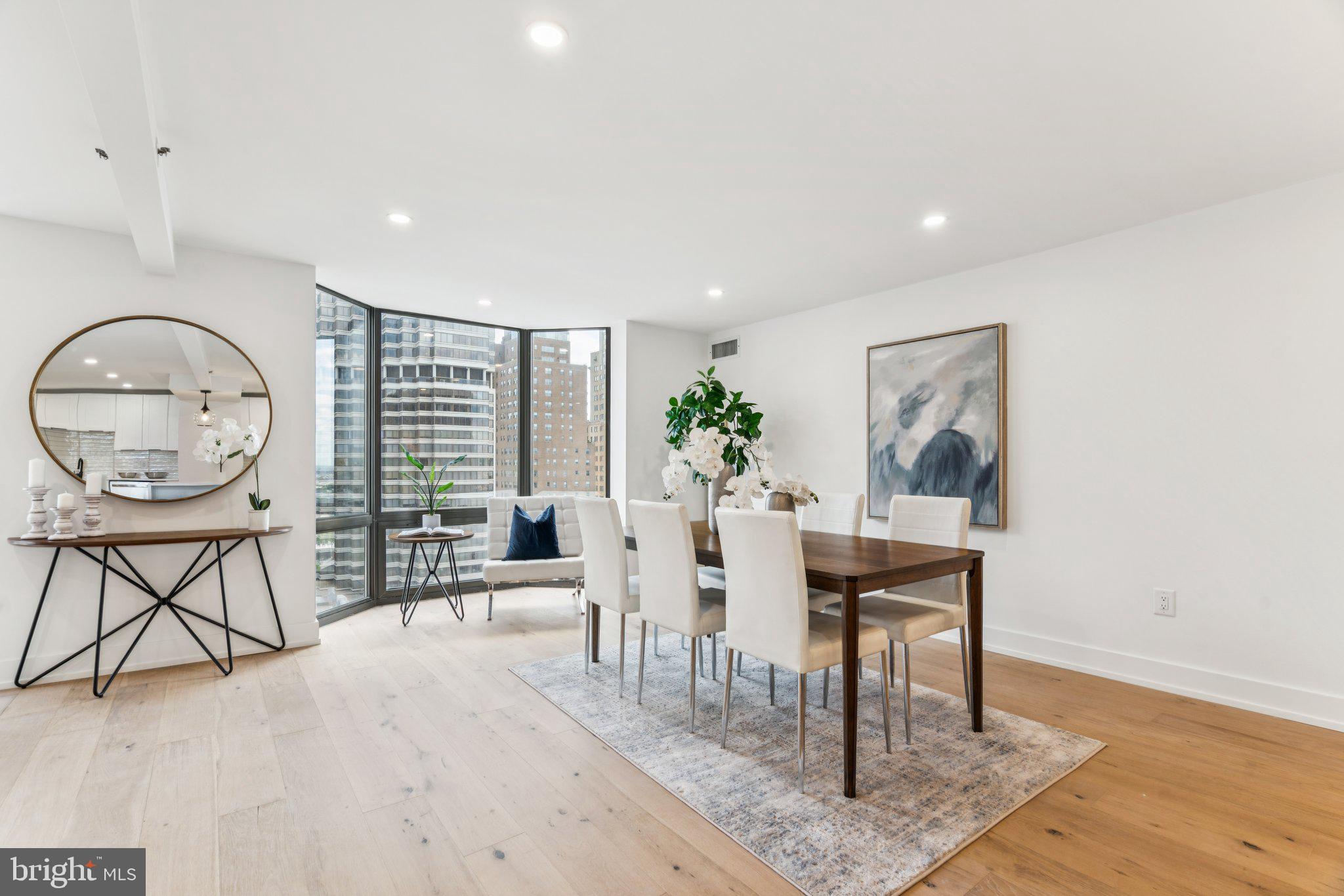 RITTENHOUSE SQUARE - Residential