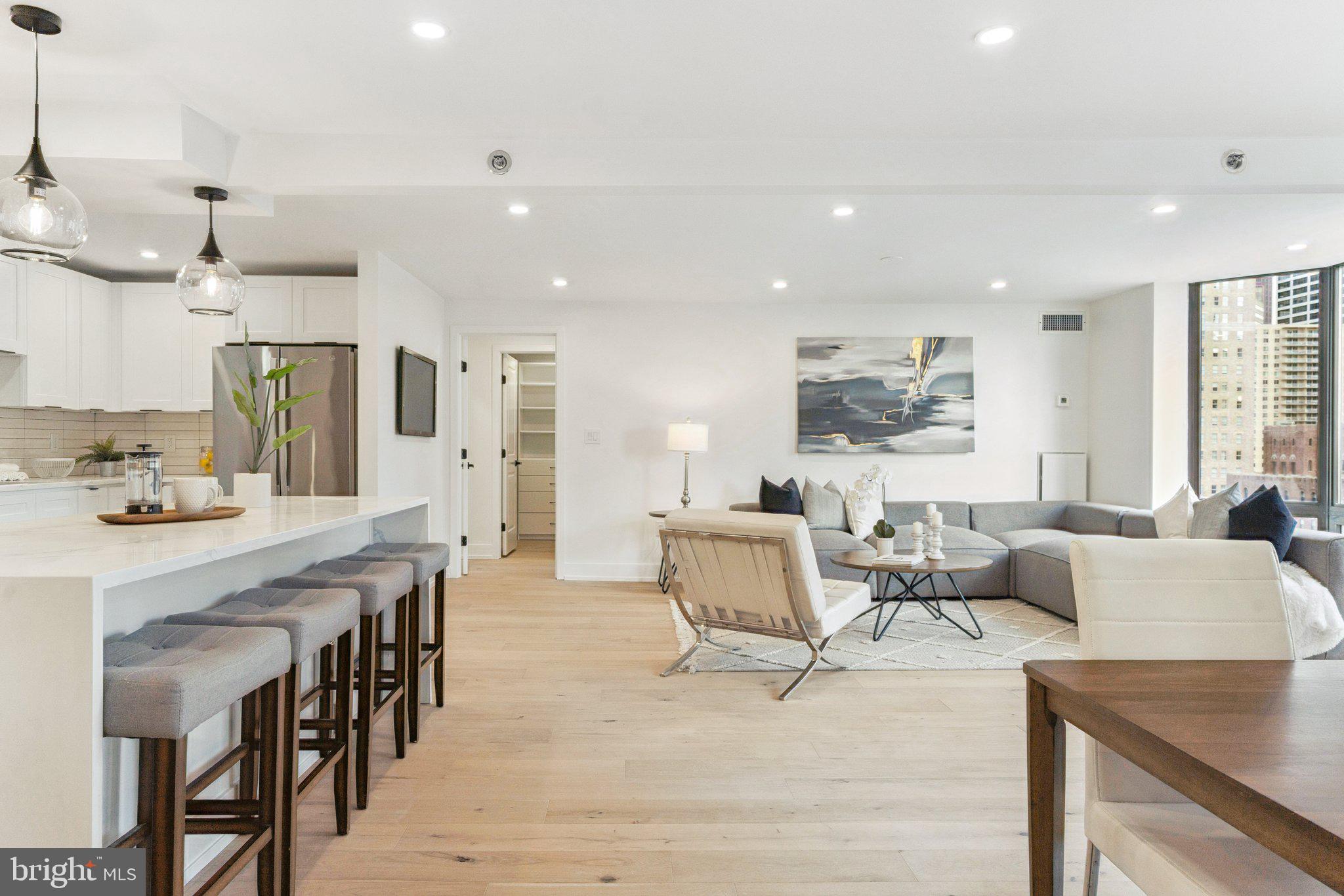 2018 WALNUT STREET 32 17CD