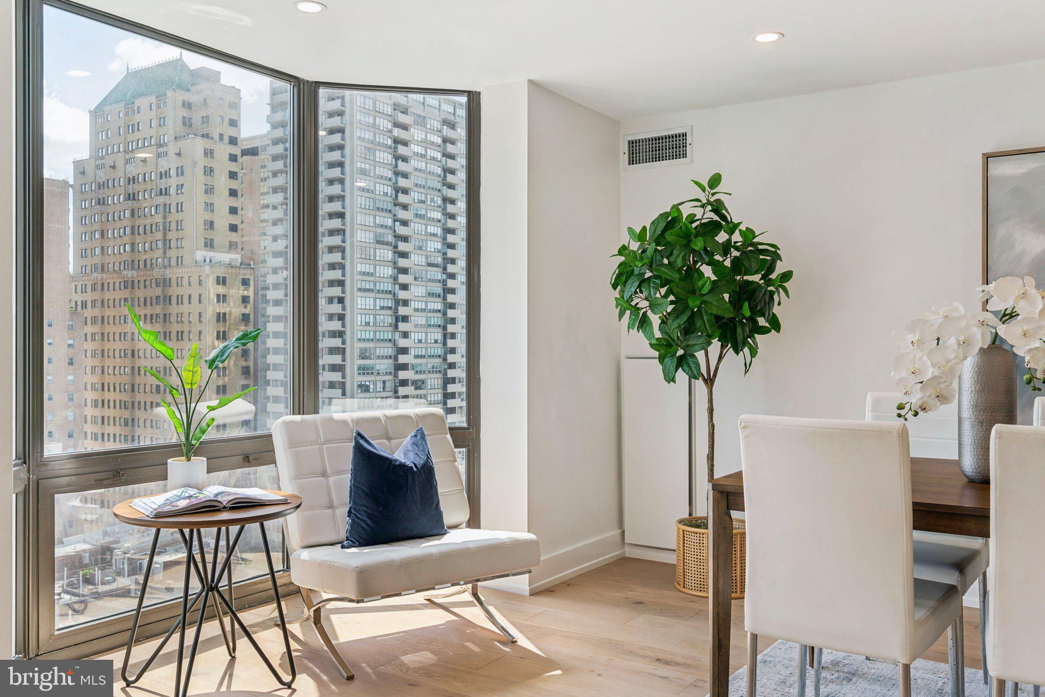 RITTENHOUSE SQUARE - Residential