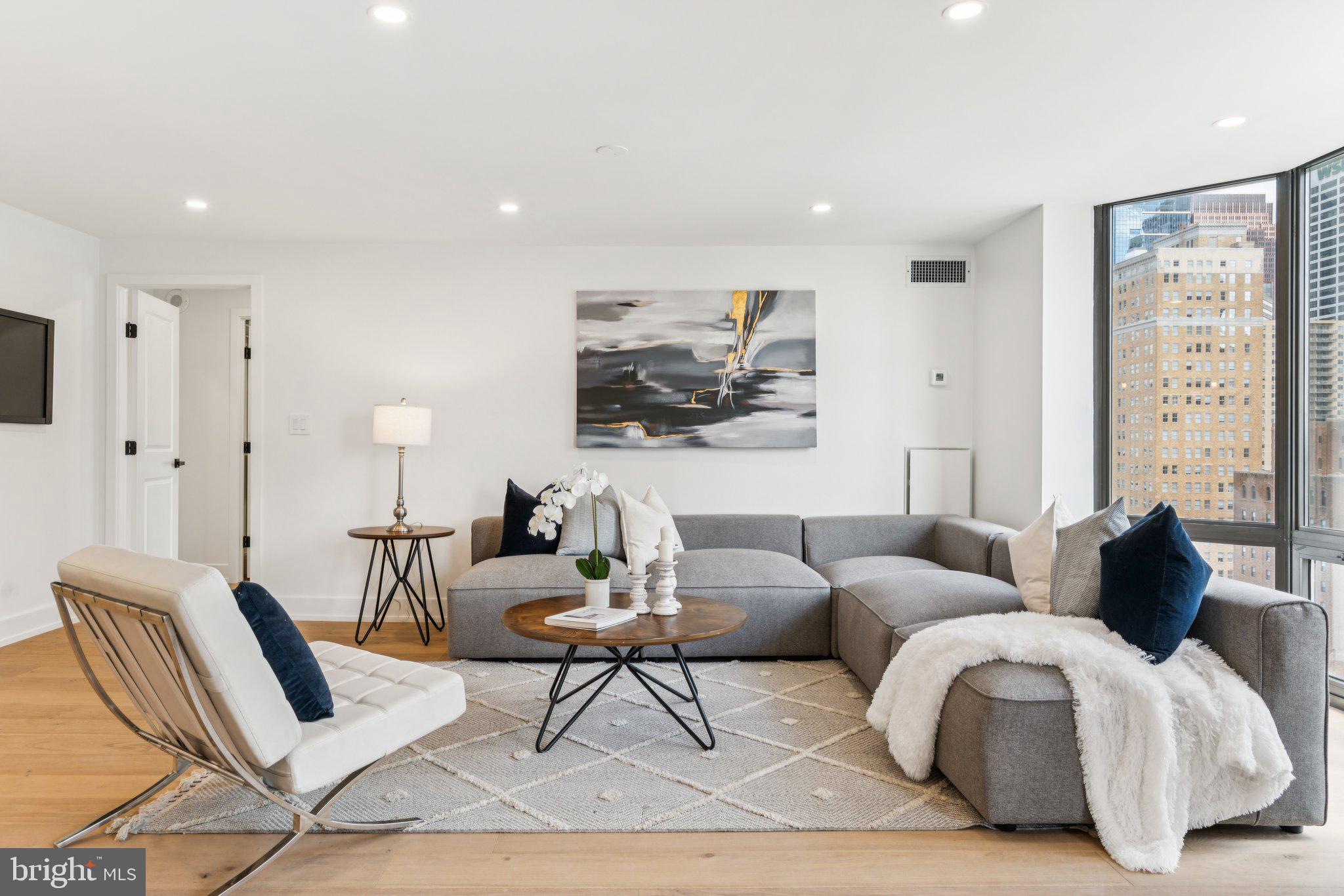 2018 WALNUT STREET 32 17CD