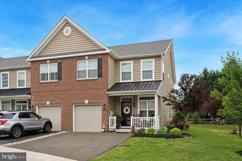 16765 RIVER VIEW CIRCLE BRISTOL PA 19007