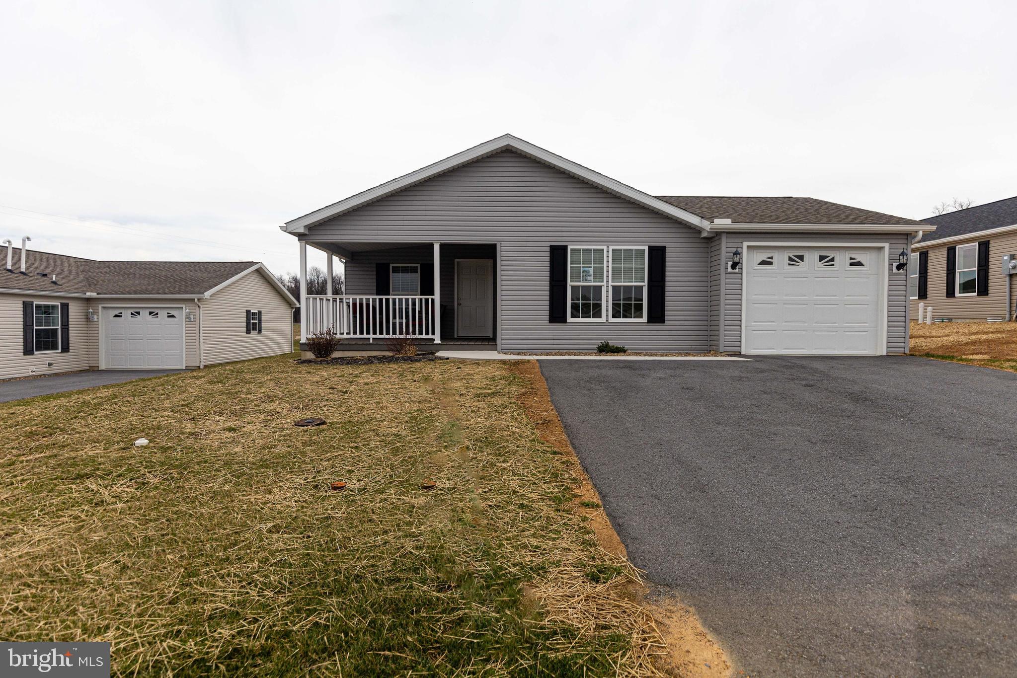 SHIPPENSBURG VILLAGE - Residential