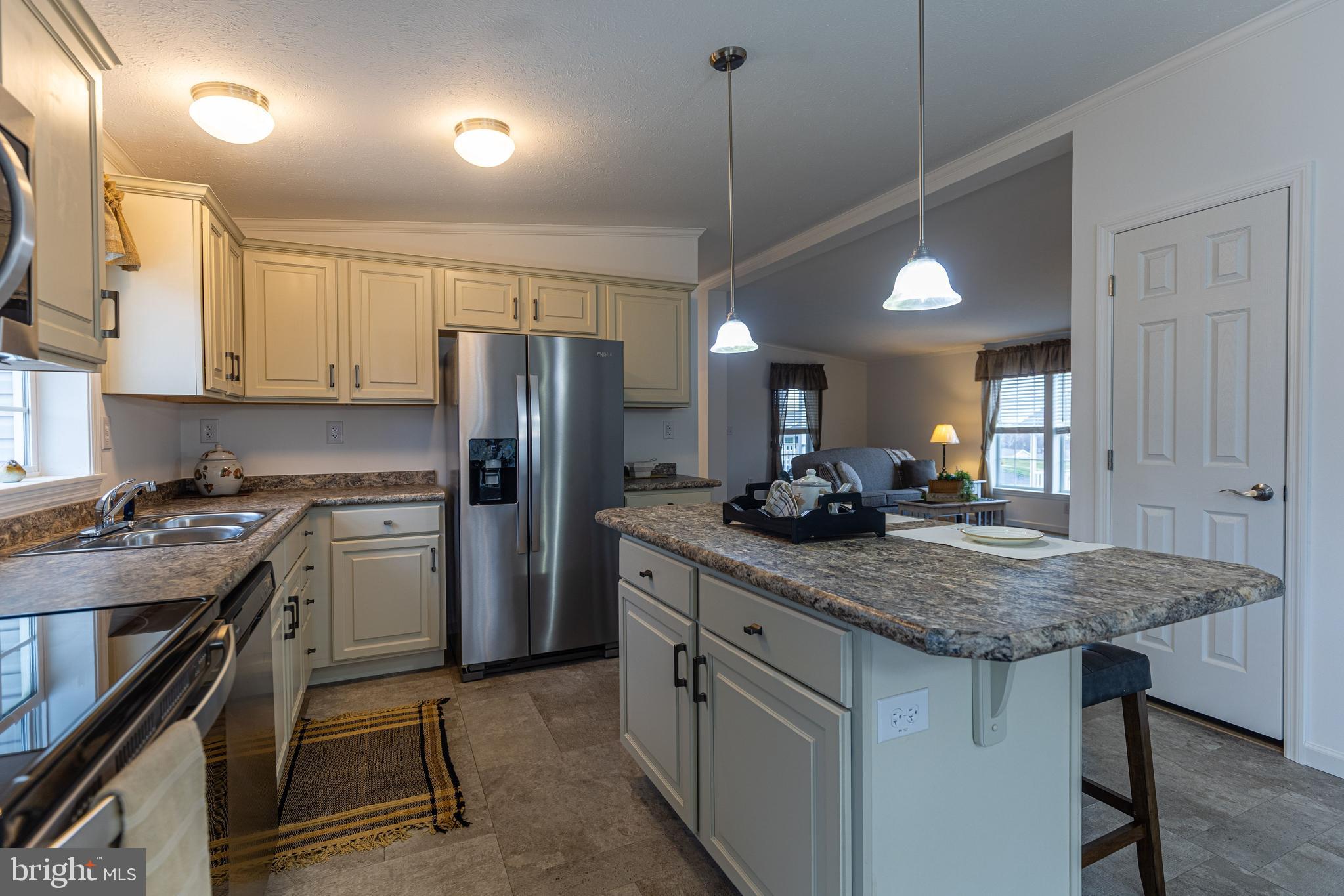 SHIPPENSBURG VILLAGE - Residential