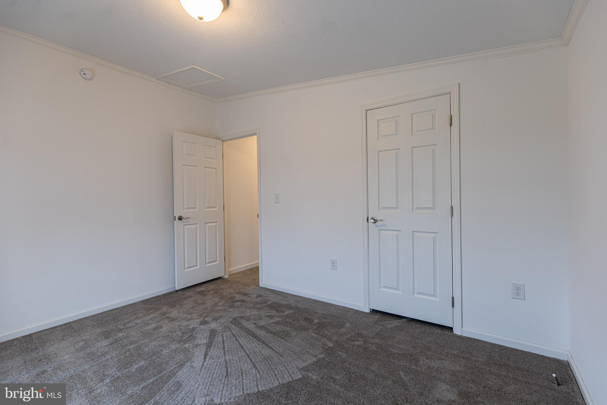 SHIPPENSBURG VILLAGE - Residential