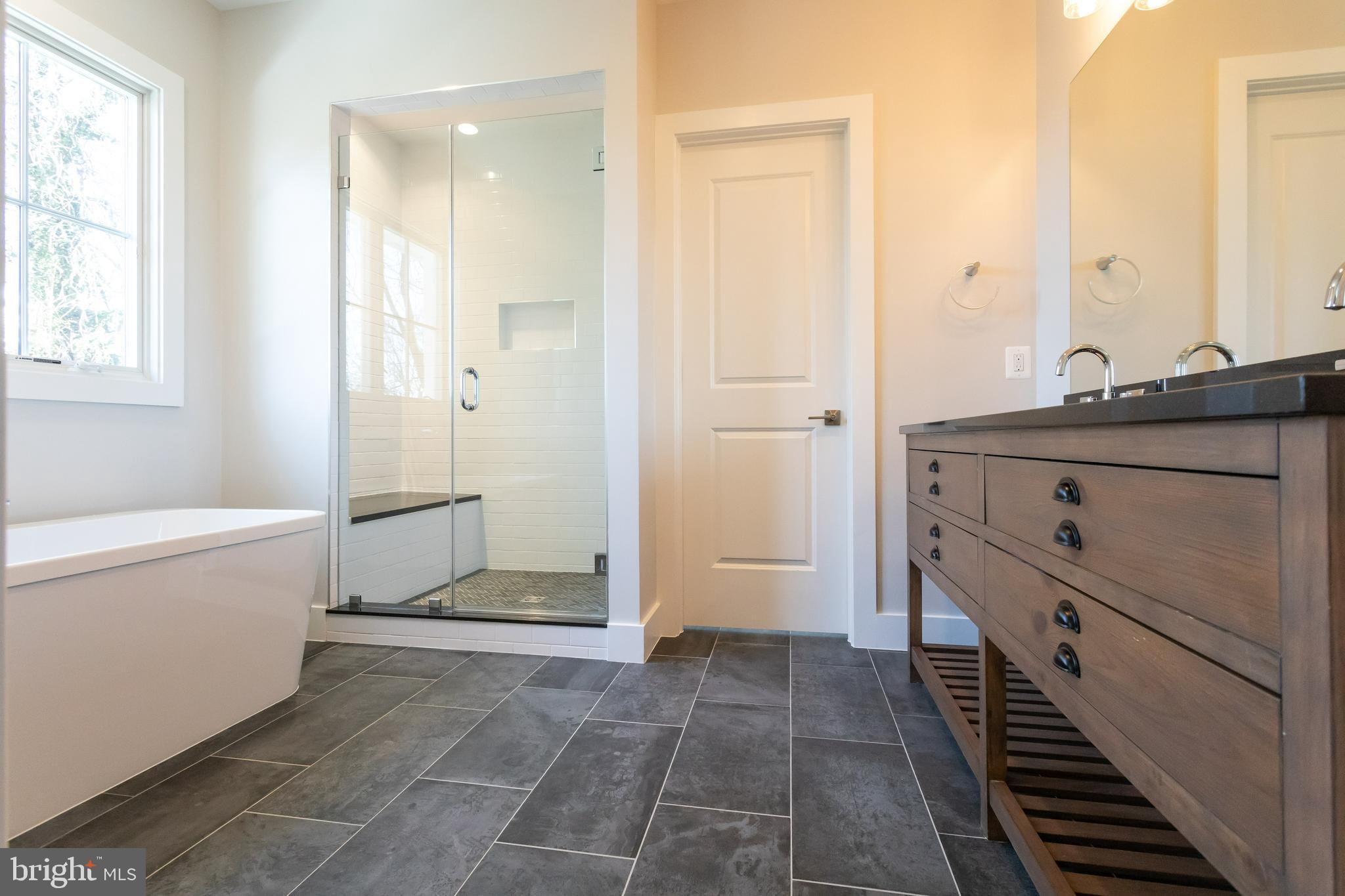 FALLS CHURCH - Residential