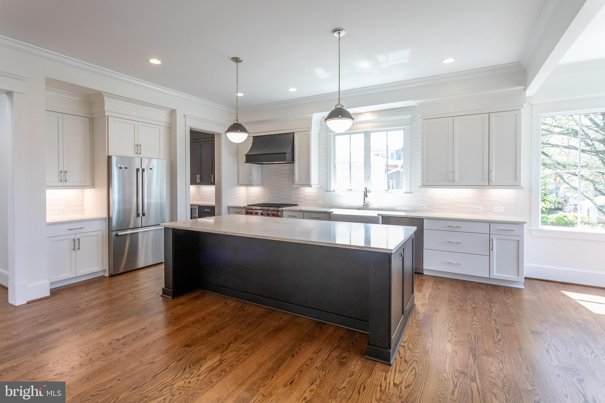 FALLS CHURCH - Residential