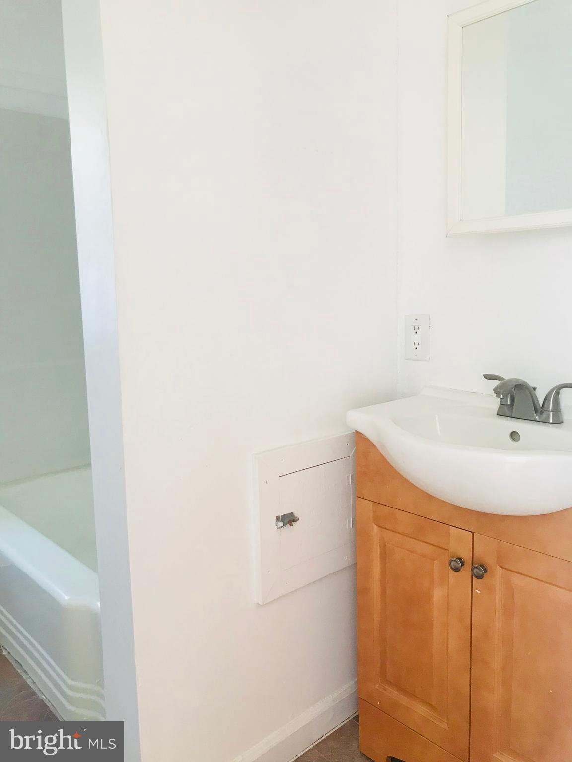 MAYFIELD - Residential Lease