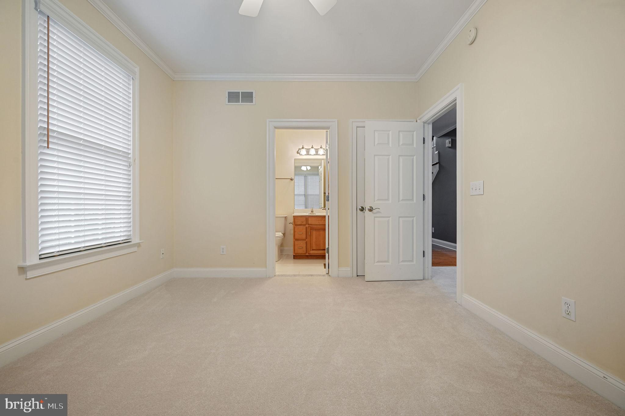 VILLAGEATWILDQUAIL - Residential