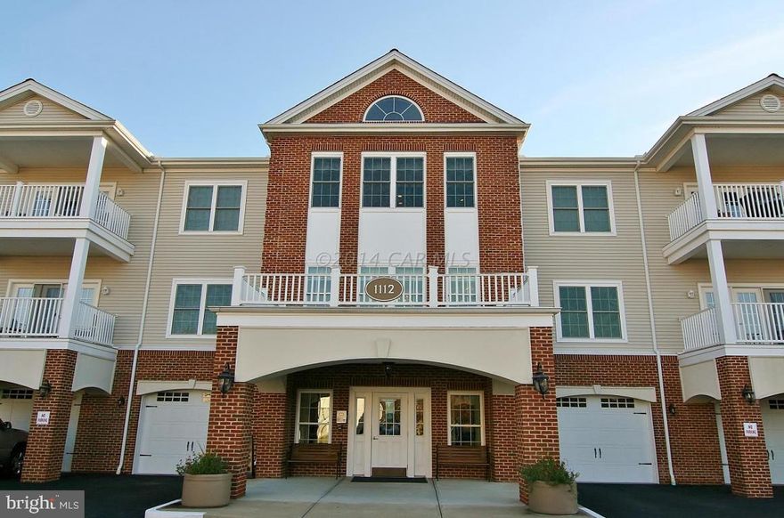 Carefree, gracious living in Grandview Condo at Mallard Landing - Salisbury's Premier retirement living. Optional on-site services include dining, activities, transportation, fitness center, salon, chapel, clubs, healthy-living & more. Elevator from the lovely front lobby. Pristine 2-bedroom, 2-bath, 2nd floor, Whitehaven-model condo offers 1720sf of living space. Large living room with laminate wood floors leads to a balcony with beautiful views of the neighborhood & woods. Spacious kitchen opens to the dining room. Roomy master suite with access to balcony, walk-in closet, laundry, full en-suite bath w/step-in shower. Guest bedroom w/walk-in closet & pocket-door to full bath. Den boasts French doors & lots of light. 1-car garage. Buyers may OPT OUT of ML services. Call for details!