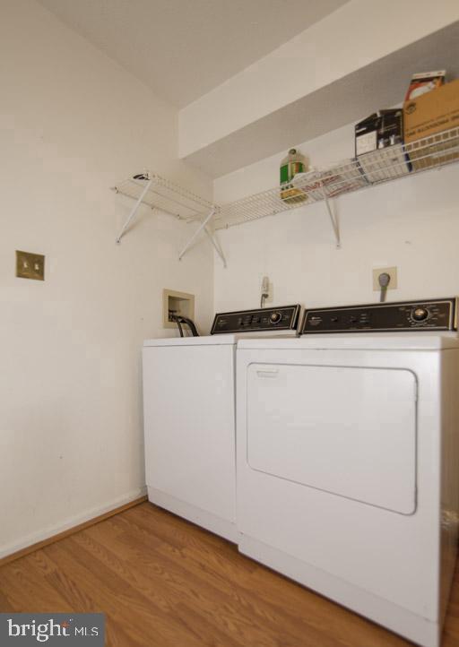 WHITE OAK VILLAGE SUB - Residential Lease